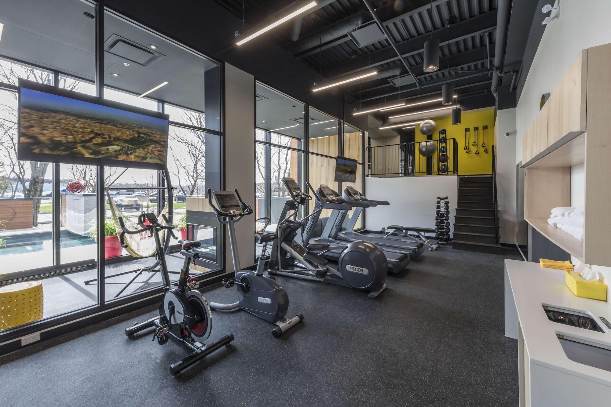 Gimnasio Hôtel & Suites Normandin Lévis