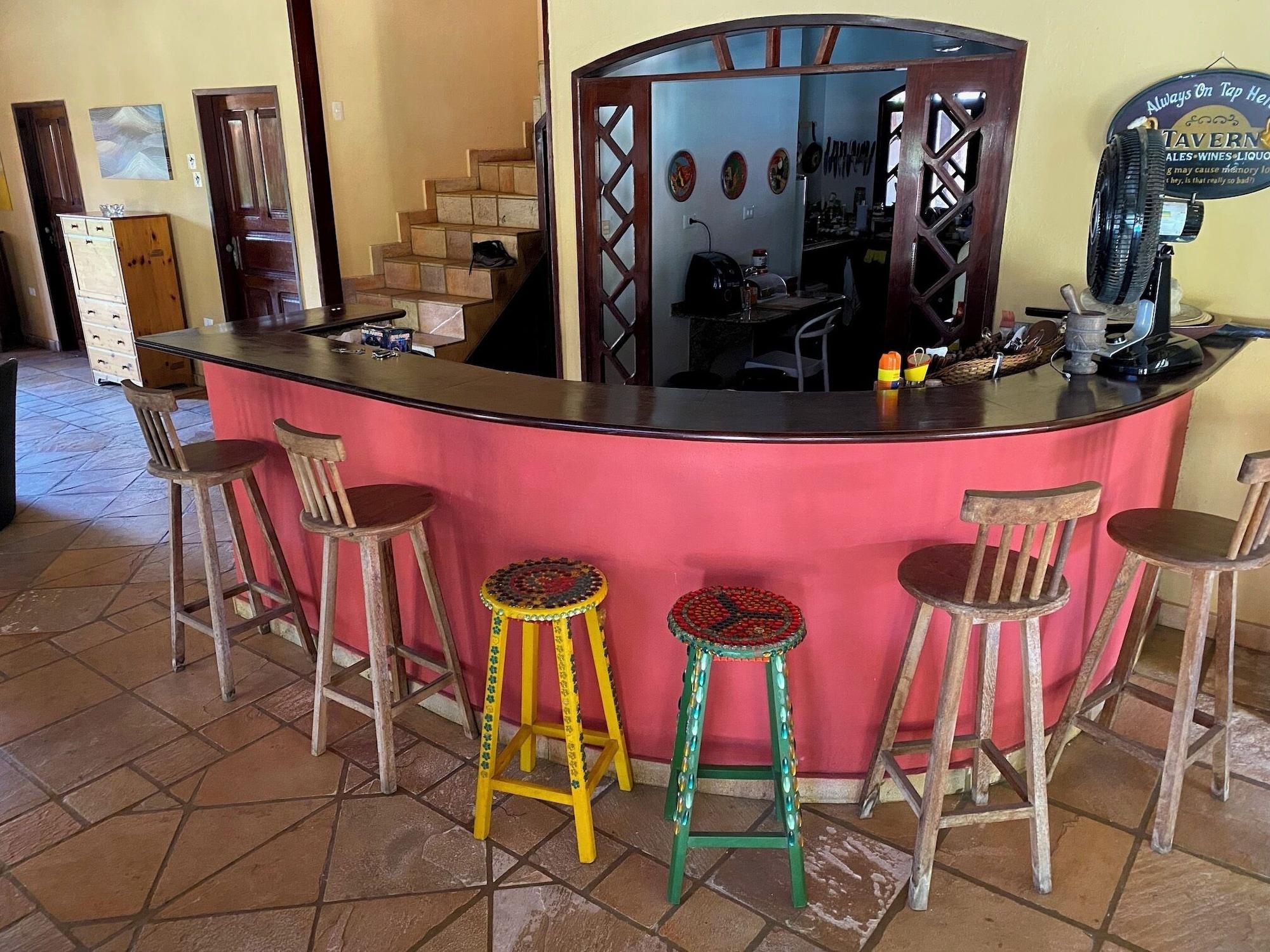 Bar/Salón Taverna do Paraíso