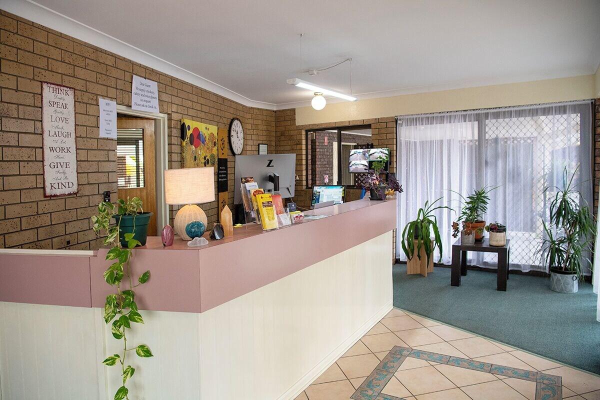 Vista Lobby Macintyre Motor Inn