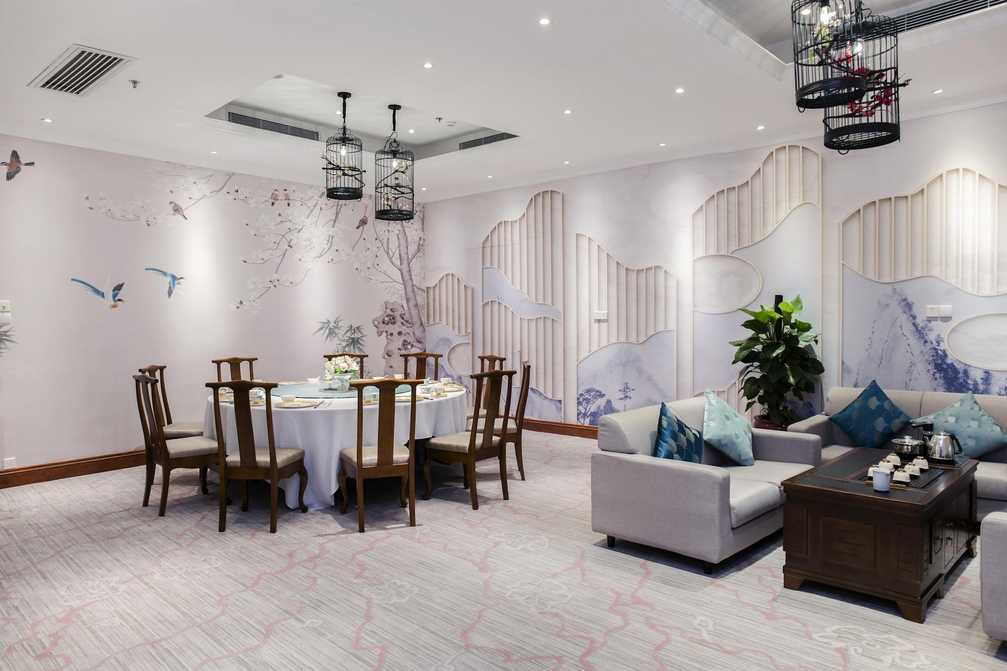 Restaurant Crowne Plaza Hotel & Suites Landmark Shenzhen by IHG