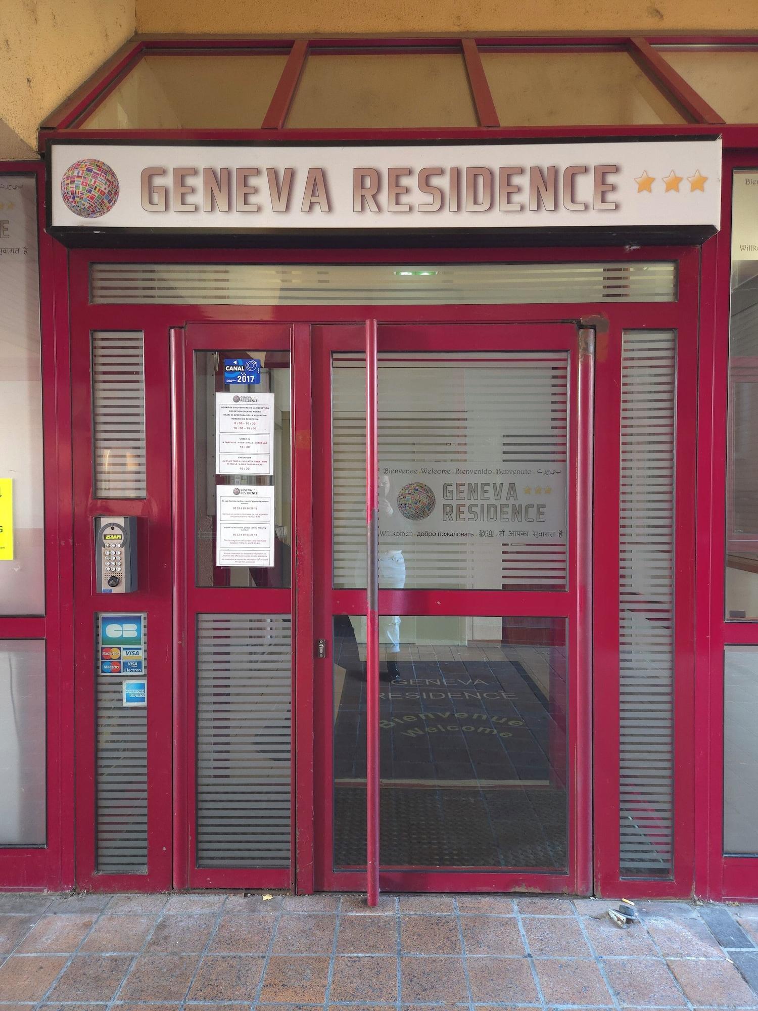 Vista Exterior Geneva Residence
