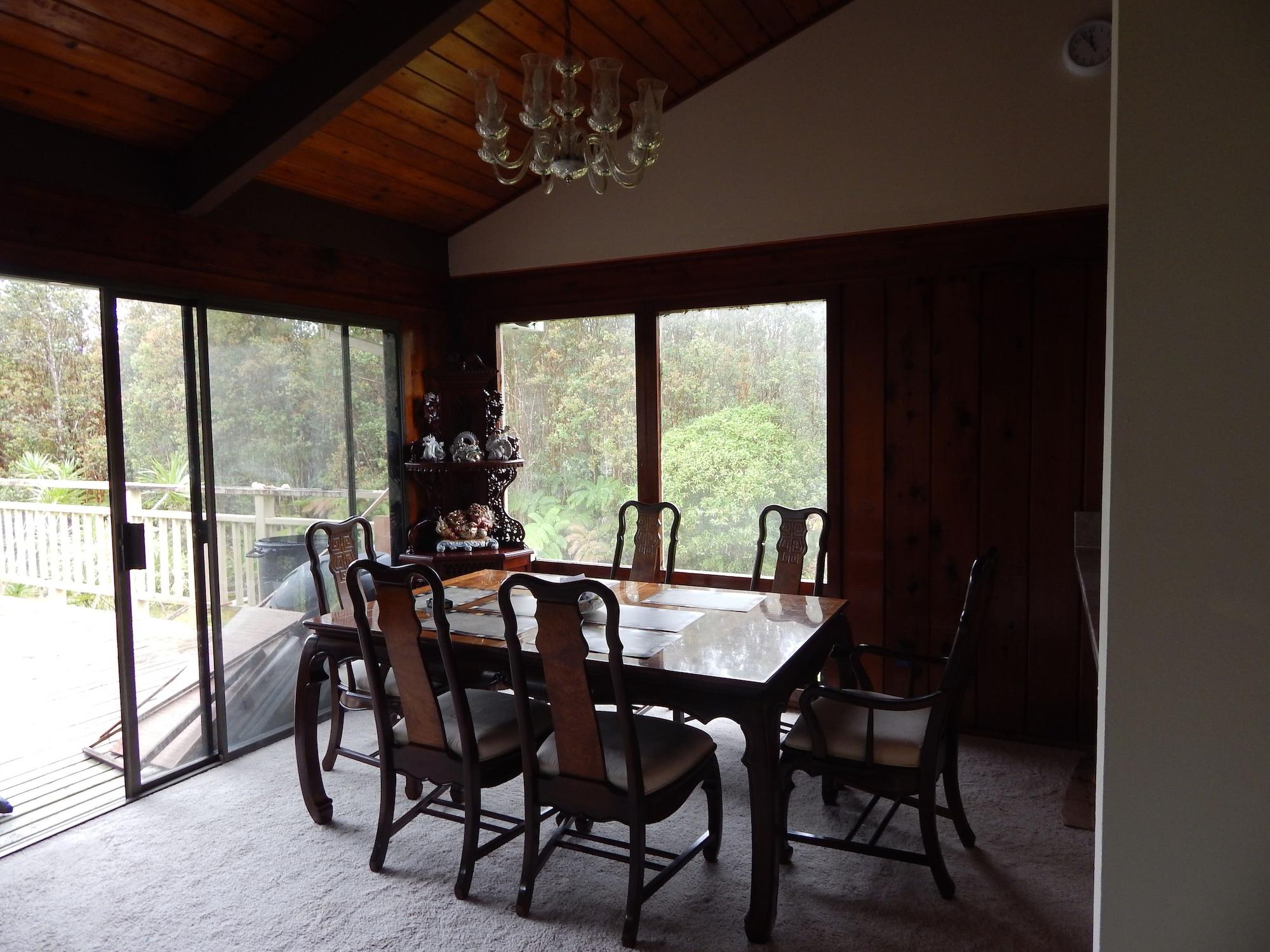 Restaurant Fern Forest Getaway