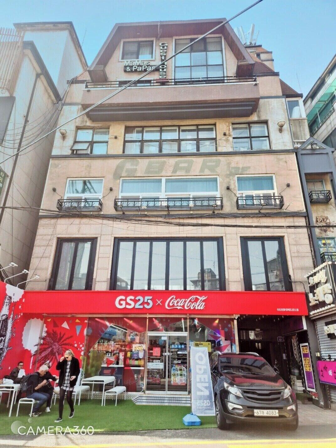 Varios Mamas and Papas Guesthouse and Apartments in Seoul