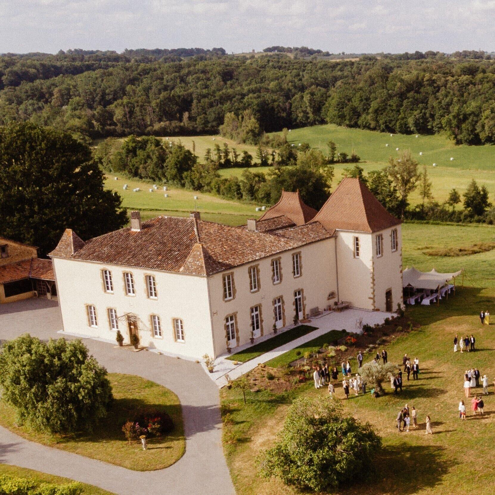 Varios Château de Mauhic - 15th century