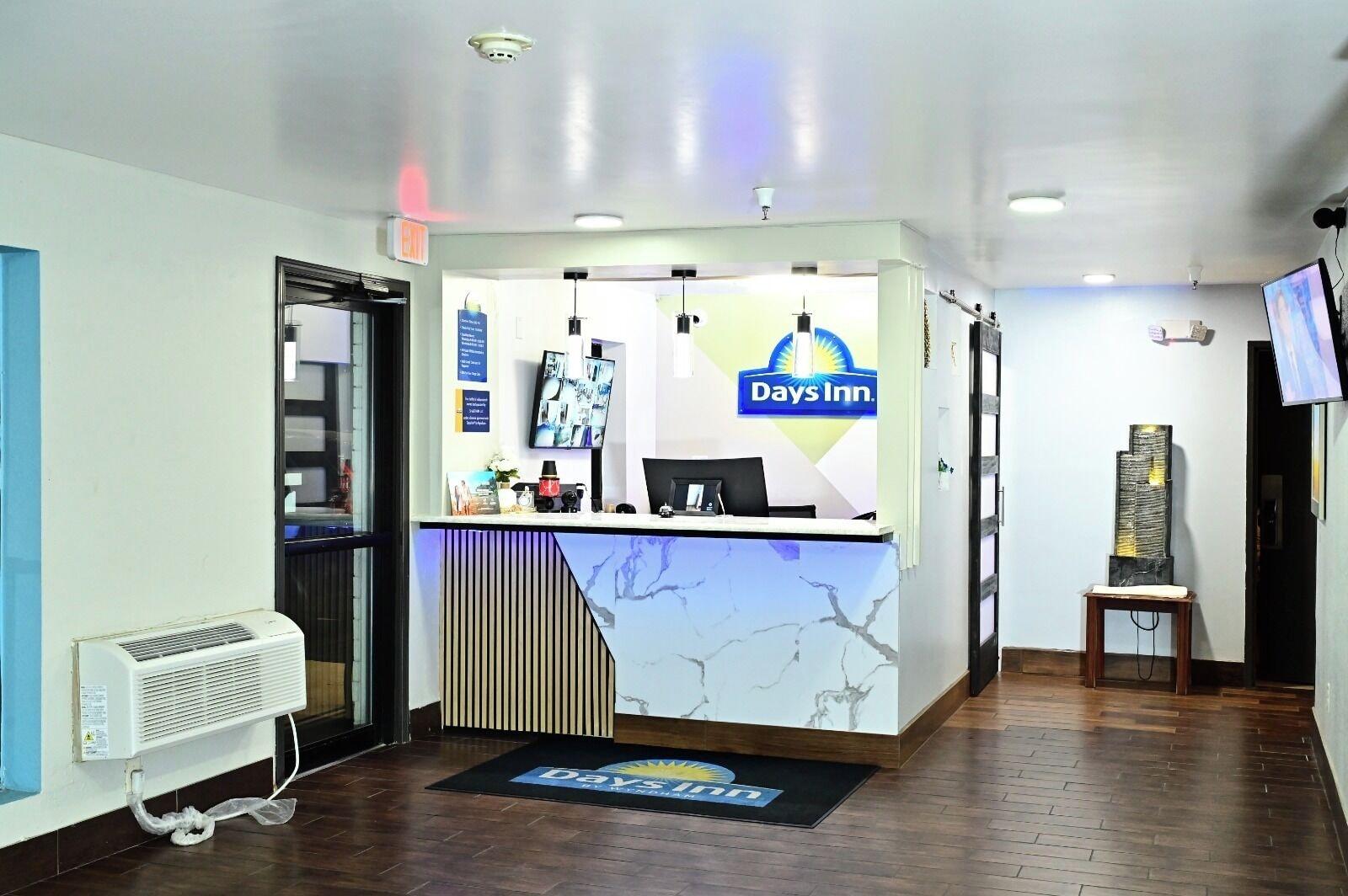 Varios Days Inn by Wyndham Salina I-70