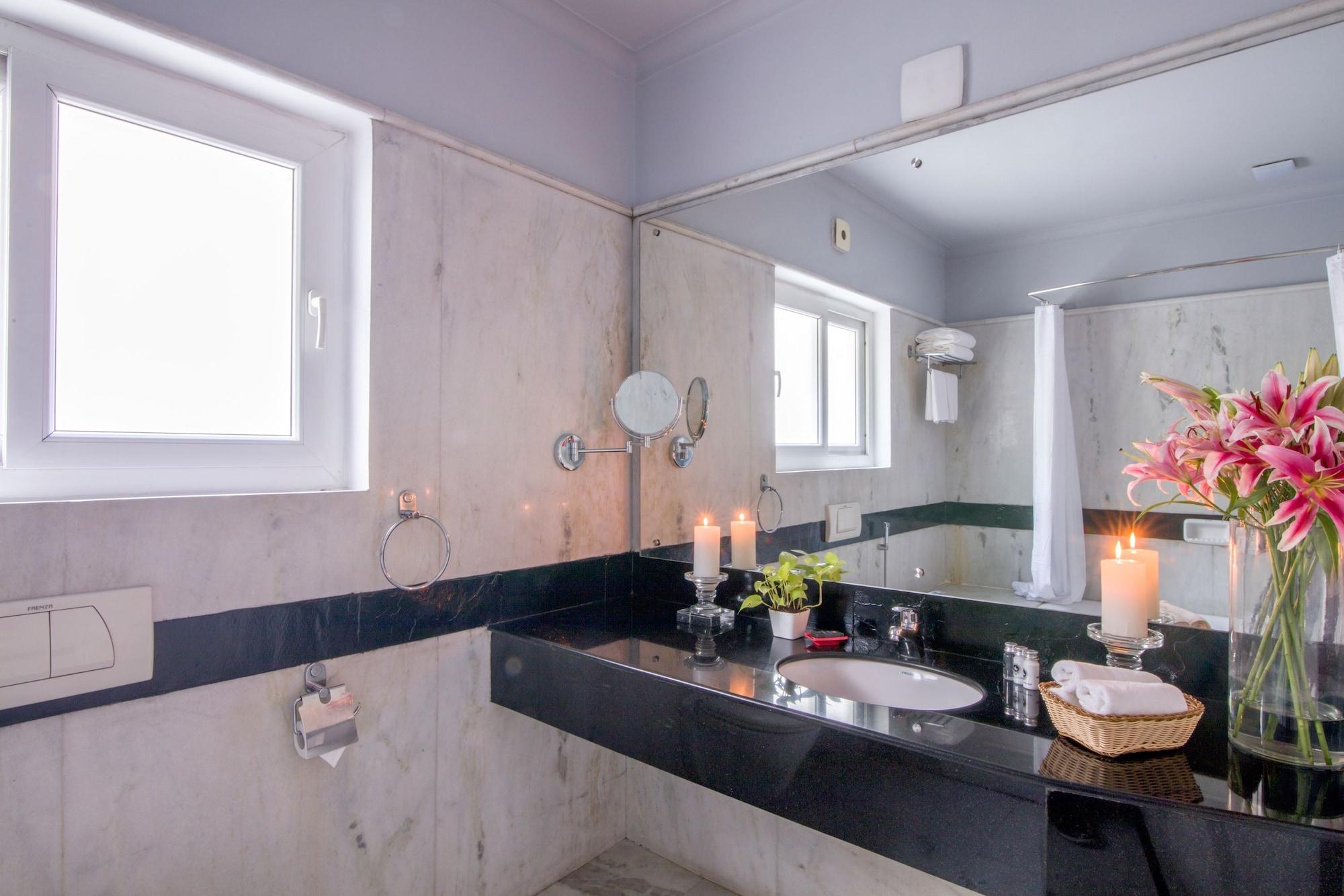 Equipamiento de Habitación Colonels Retreat 2