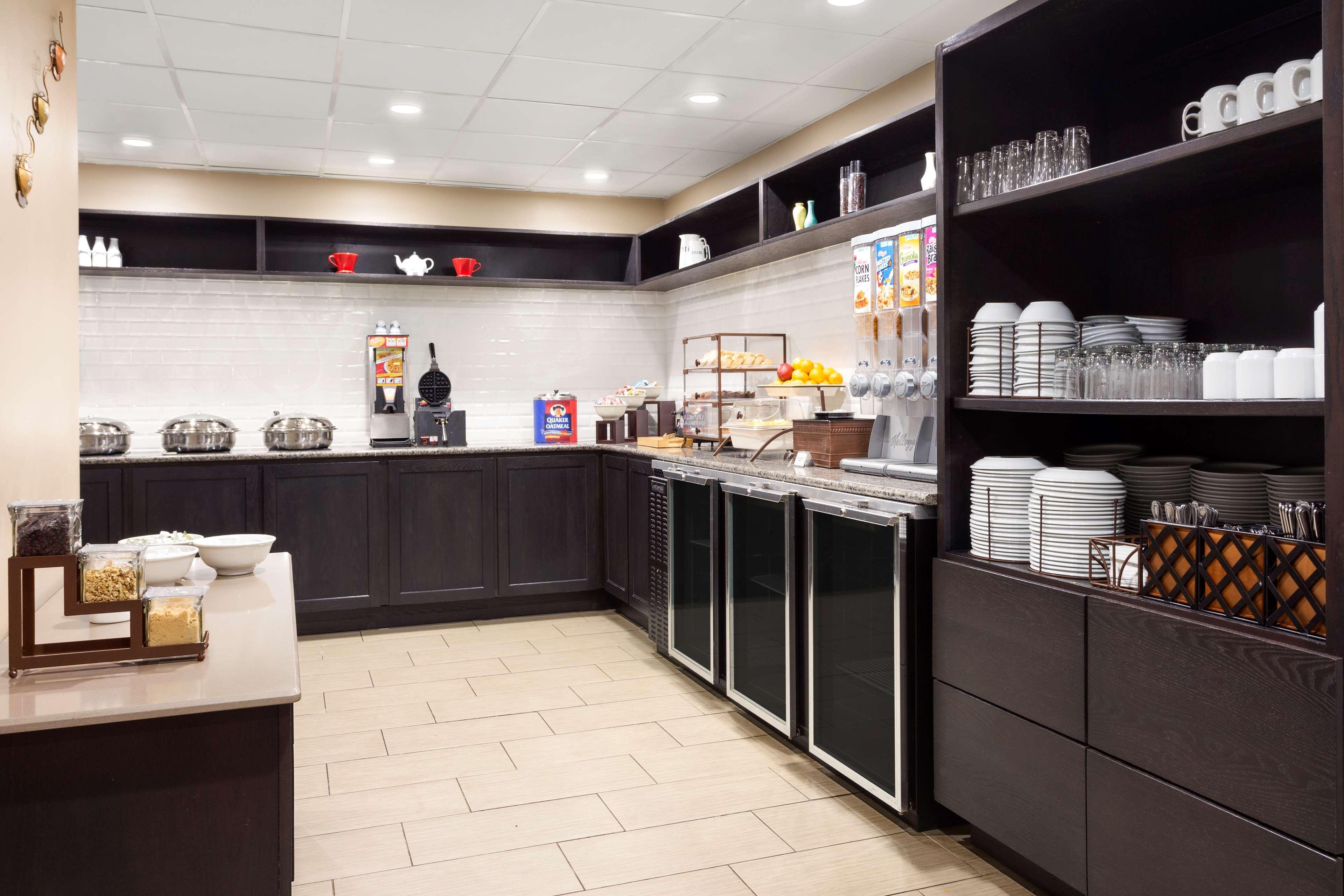Restaurant Country Inn & Suites by Radisson, Lackland AFB (San Antonio), TX