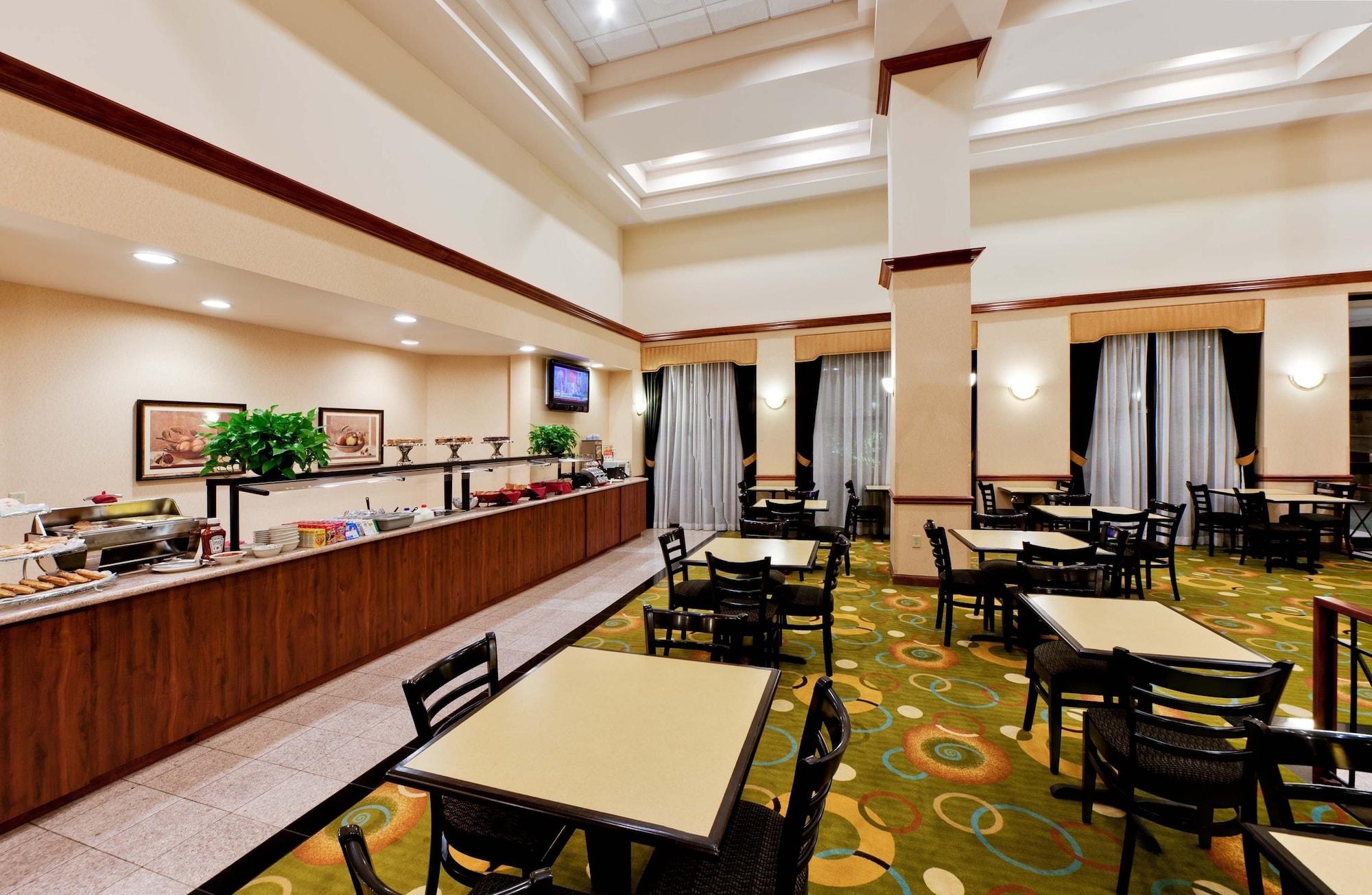 Restaurant Hawthorn Suites by Wyndham Midwest City Tinker AFB