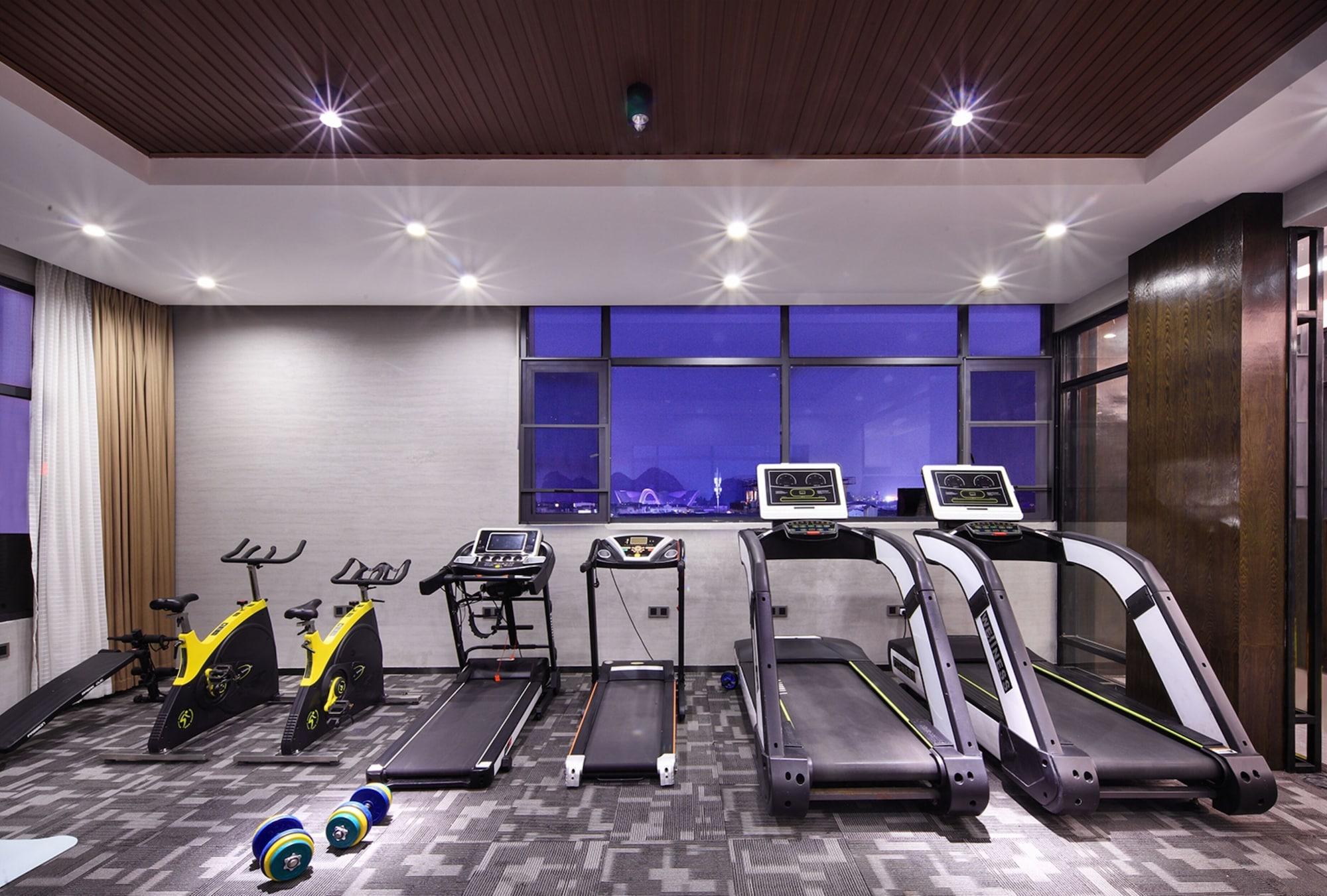 Gimnasio Wing Hotel Guilin - Central Square