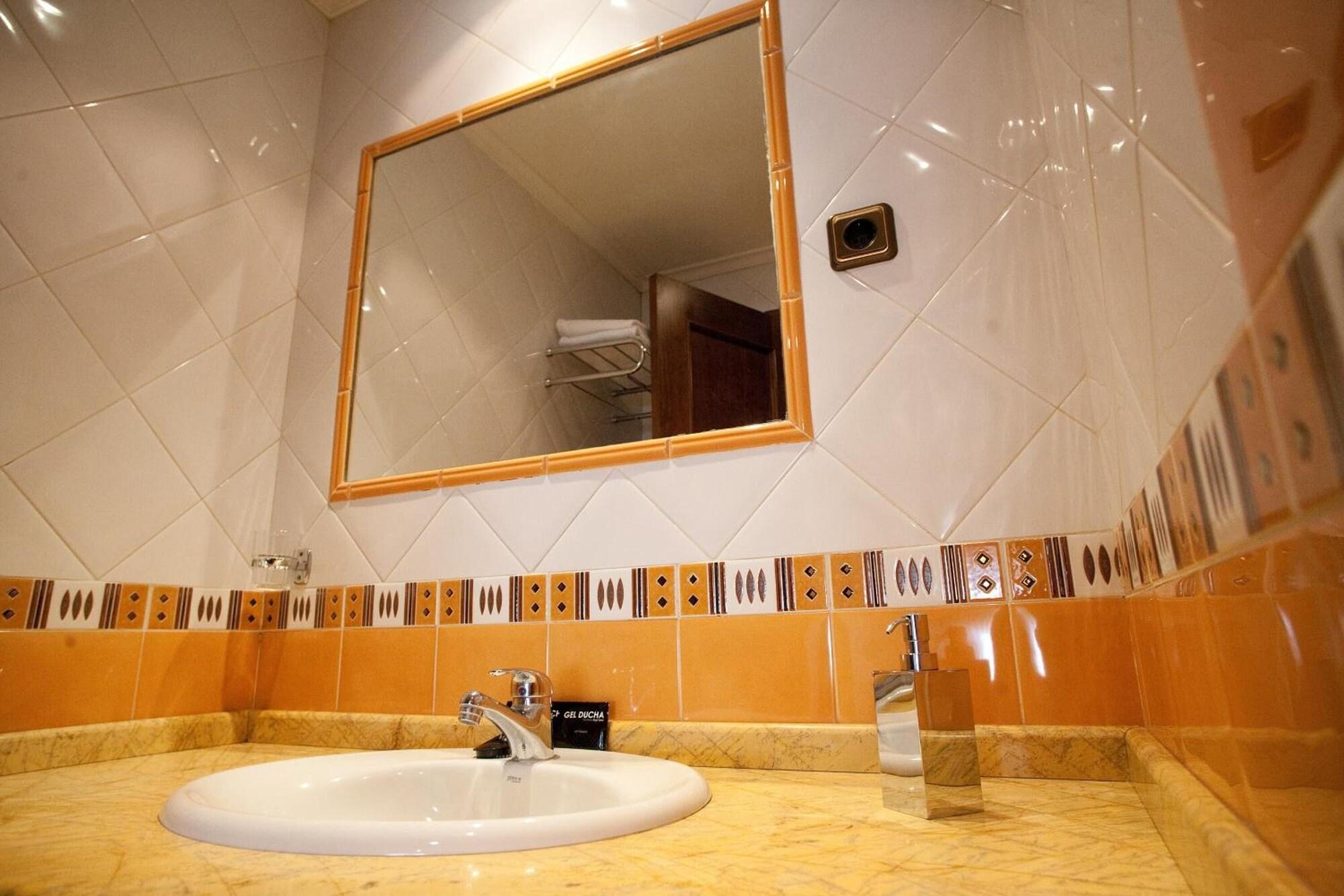 Equipamiento de Habitación Hotel El Balcón