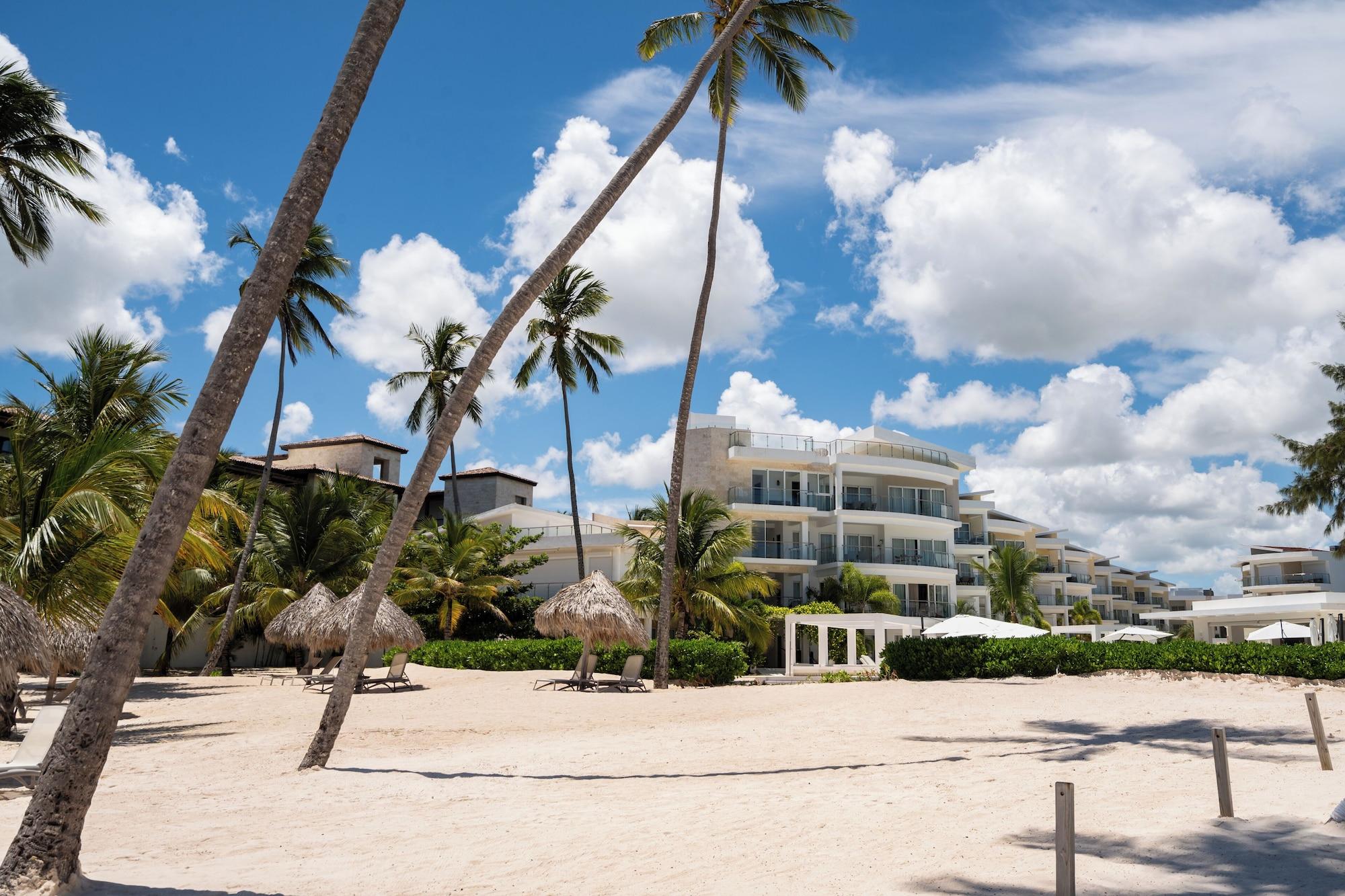 Vista Exterior Destination Jelly Playa Coral Condo