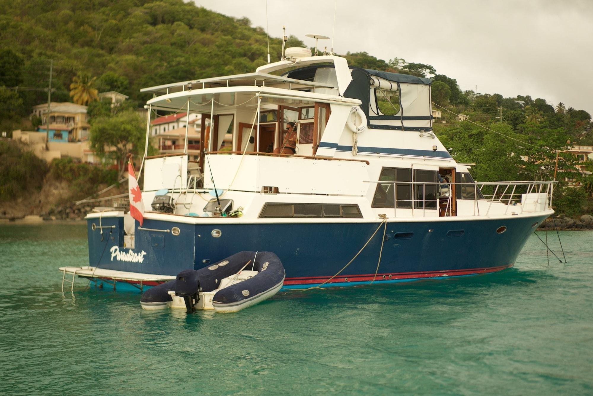 Vista Exterior Caribbean Charter