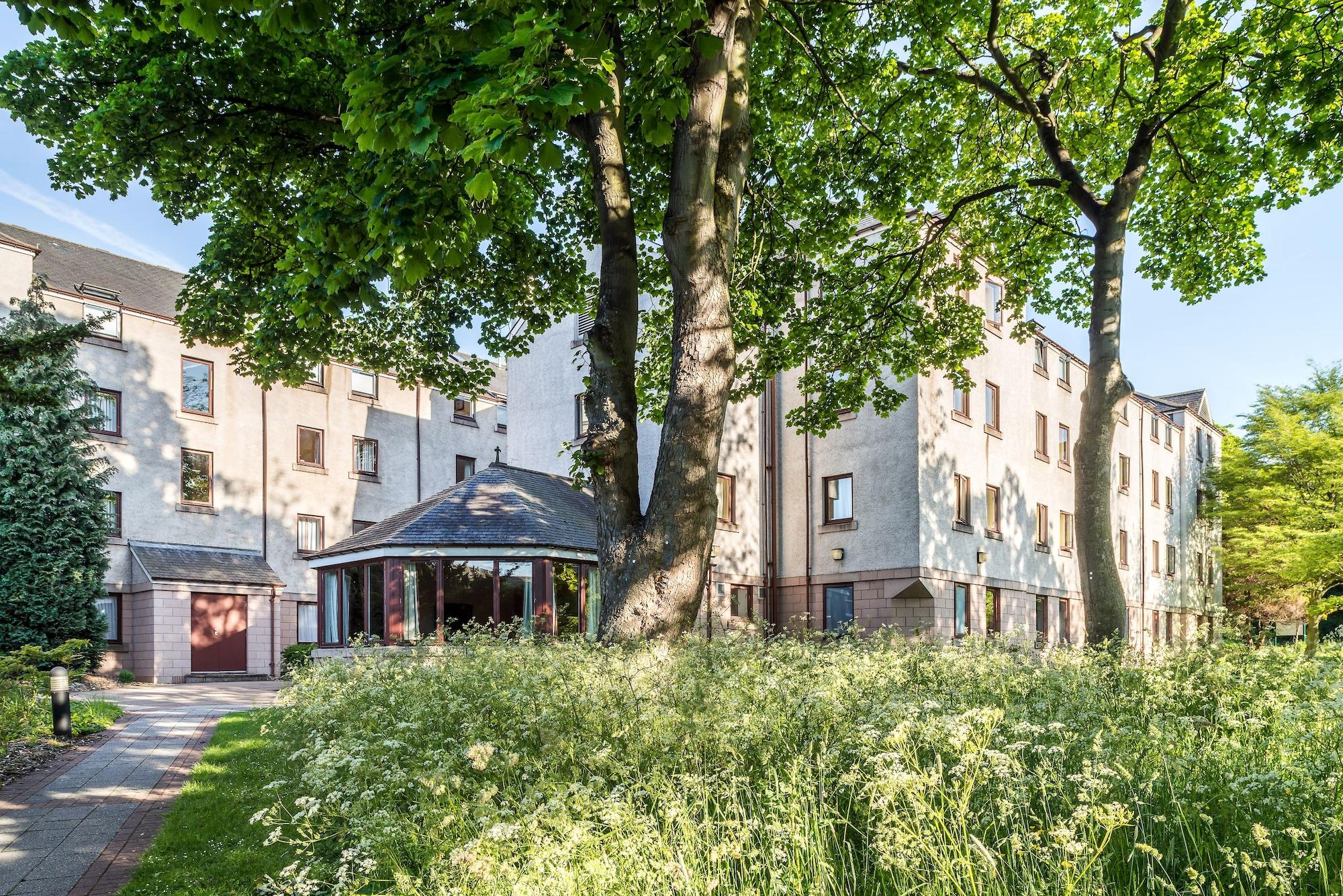 Vista Exterior The Scholar