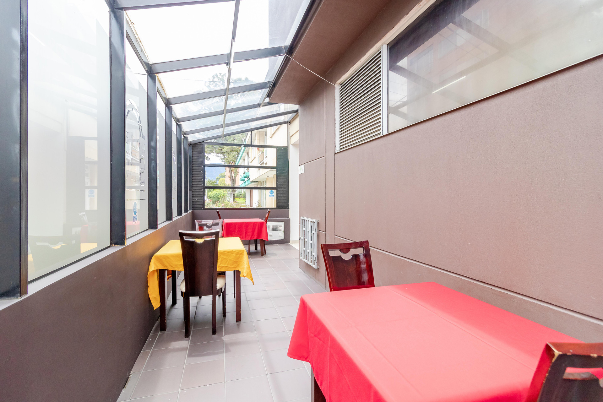 Restaurant Ayenda SBC 1018