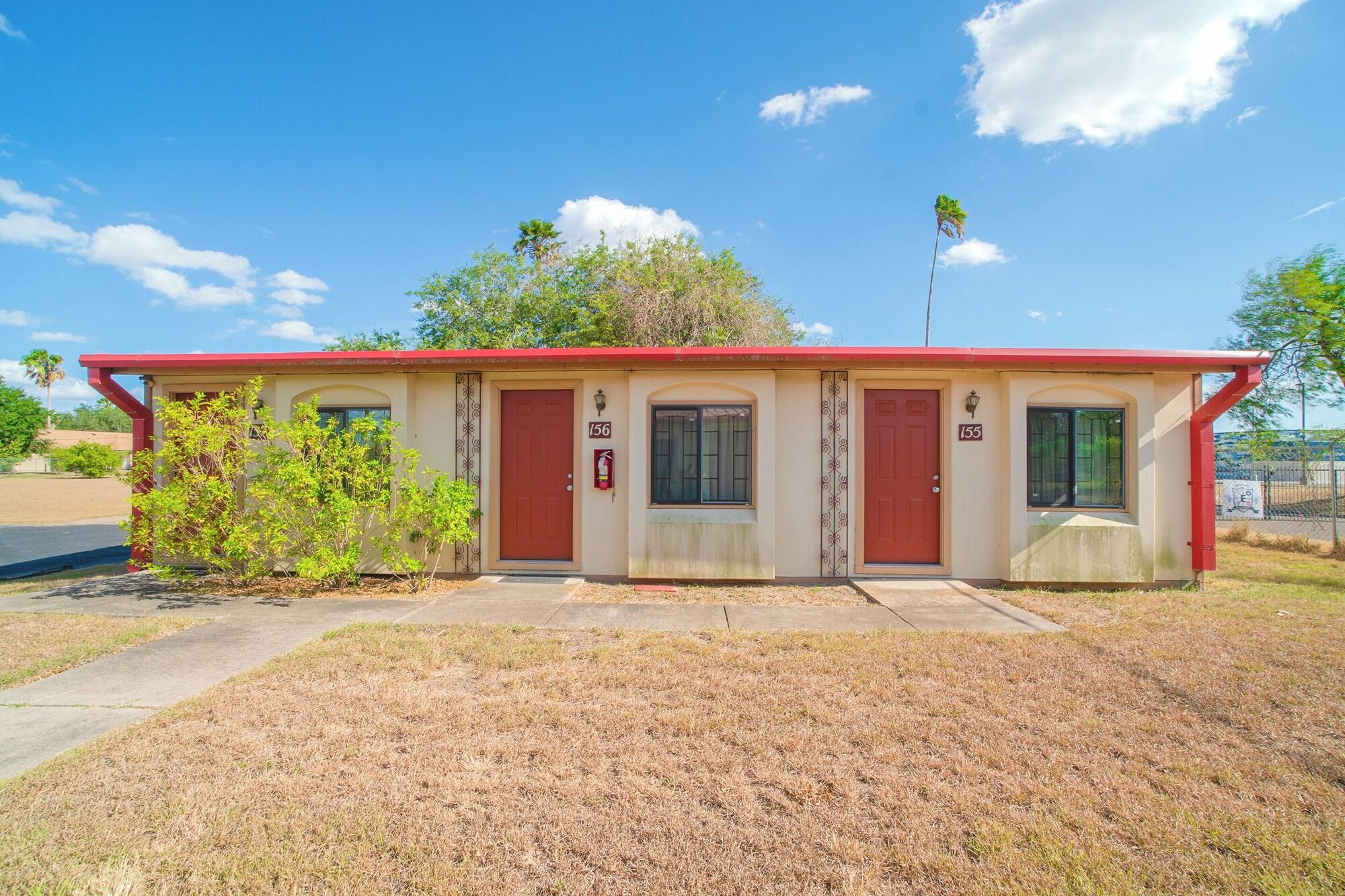Vista Exterior Vali Ho Motel By OYO Weslaco Mercedes