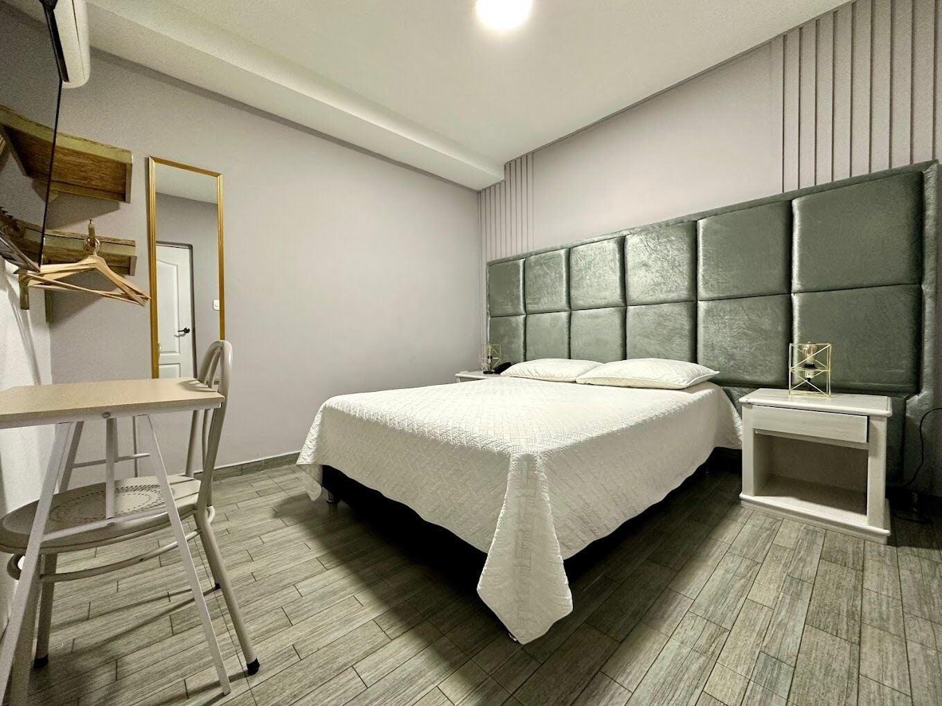 Habitación HOTEL PARIS CARRE