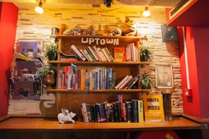 Alojamiento - The Flying Pig Uptown Hostel