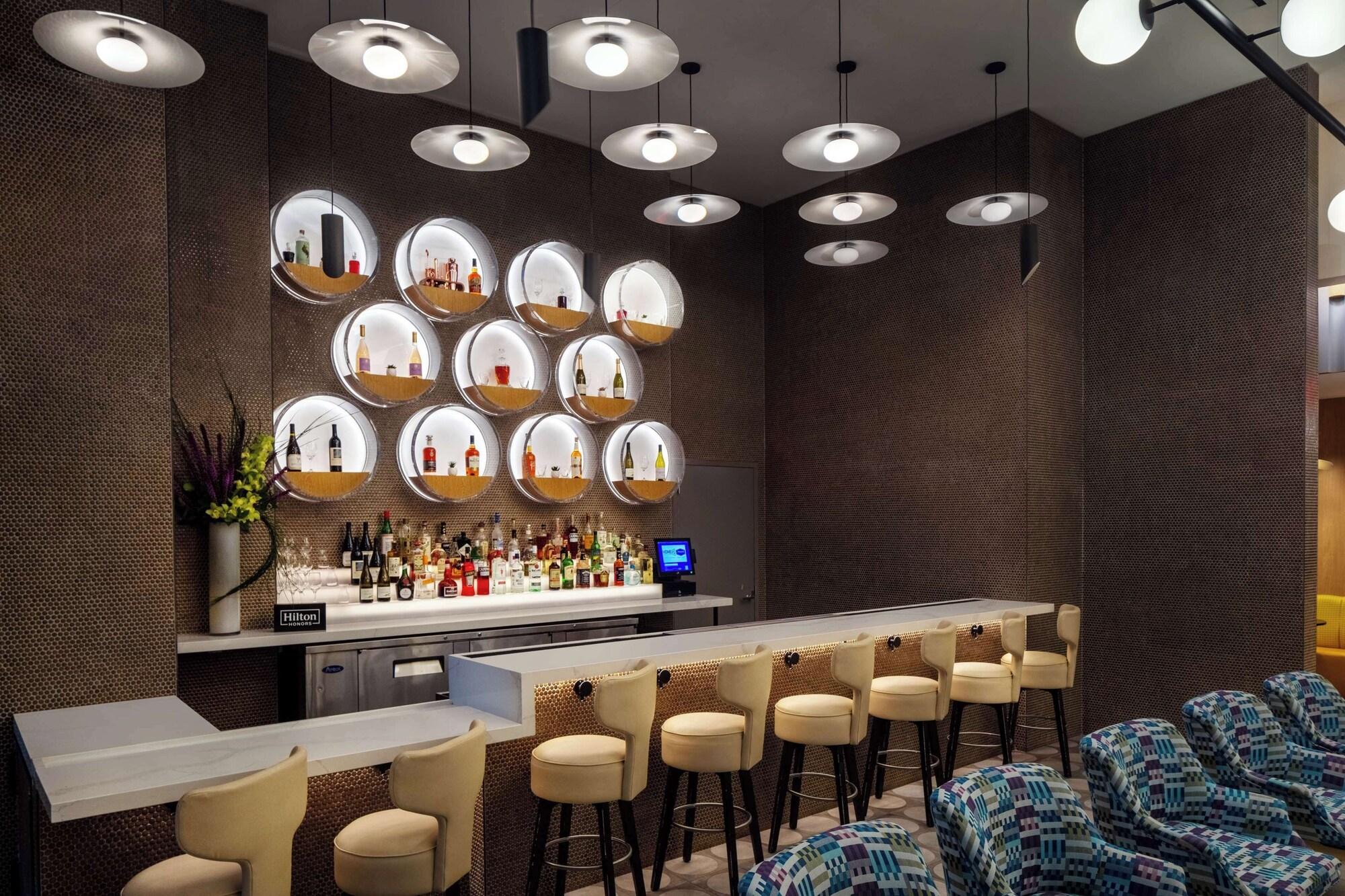 Bar/Salón Hampton Inn New York Times Square