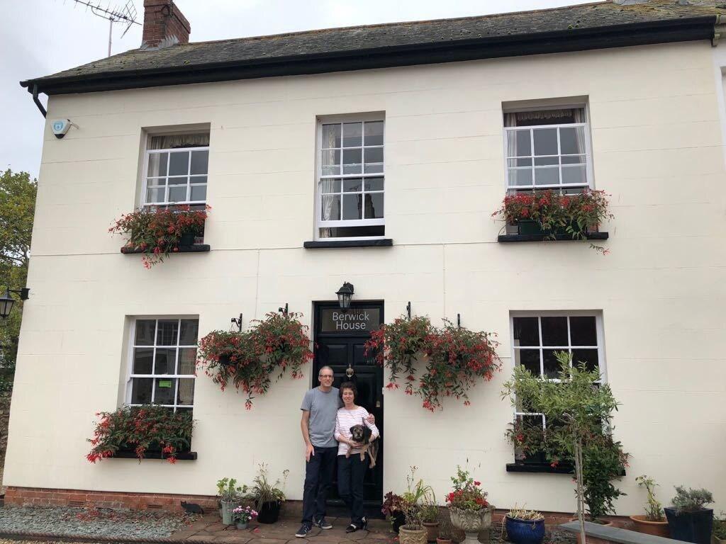 Varios Berwick House