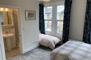 Renta temporal - The Embassy View Rooms