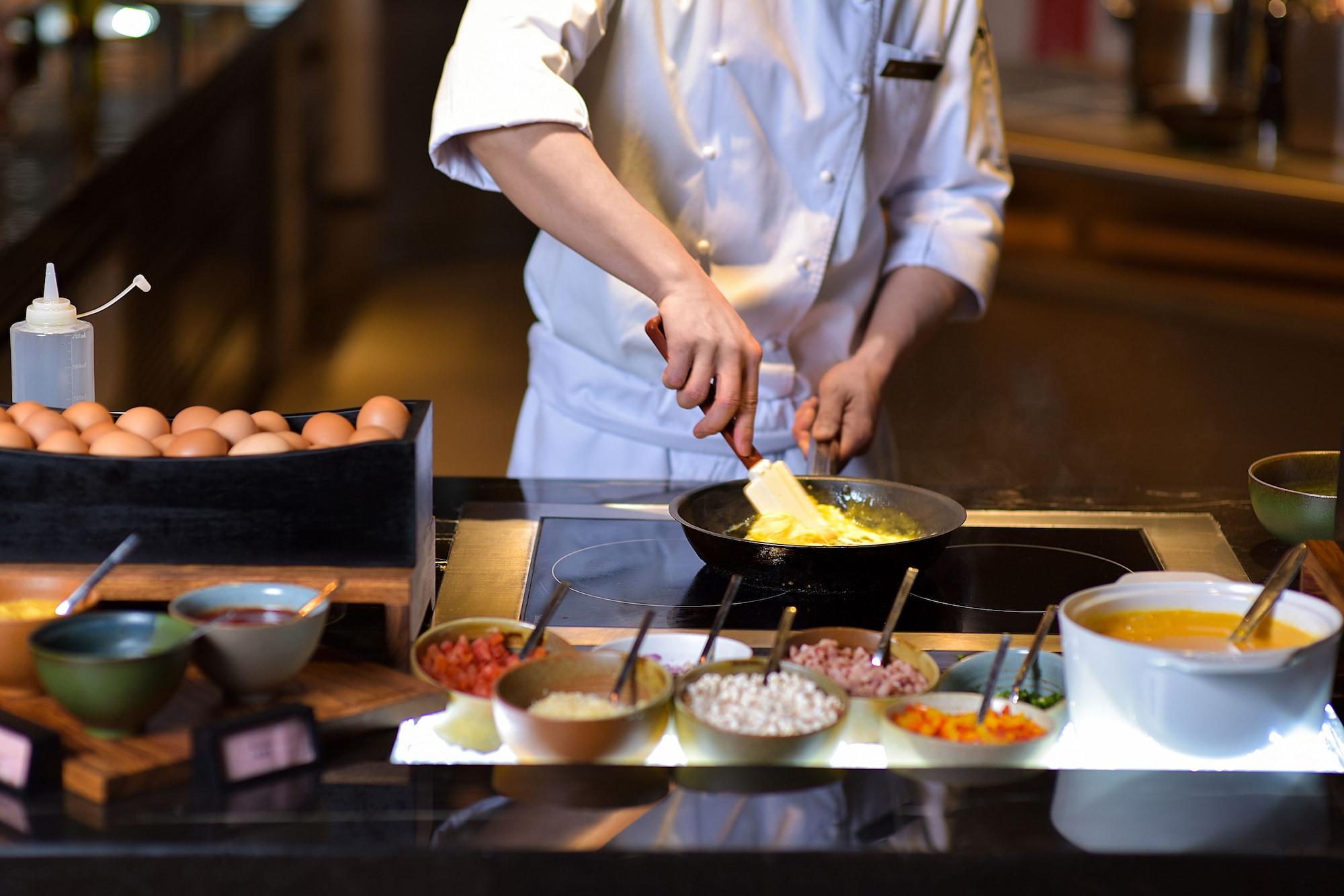 Restaurant InterContinental Lijiang Ancient Town Resort by IHG
