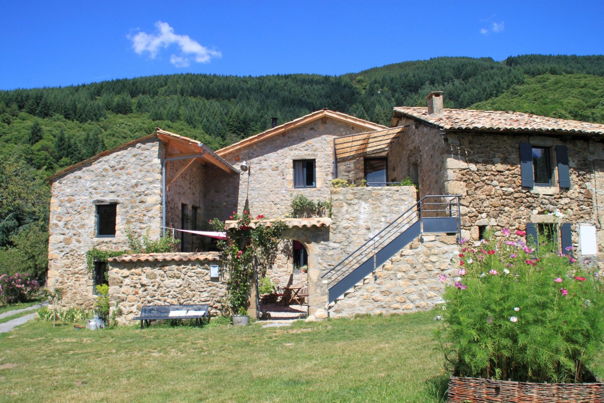 Varios La Demeure Des Maitres