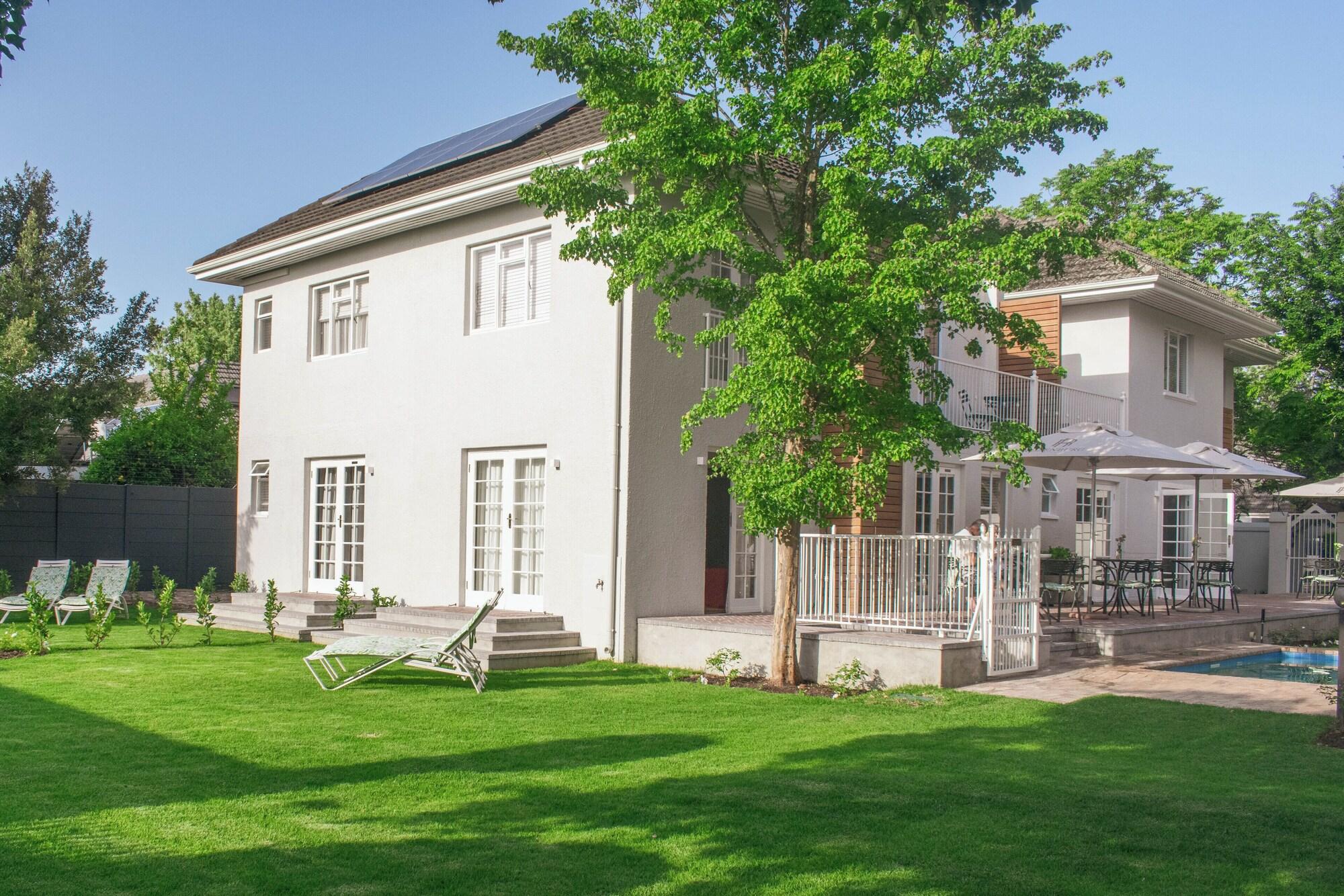 Vista Exterior Rozenburg Guesthouse