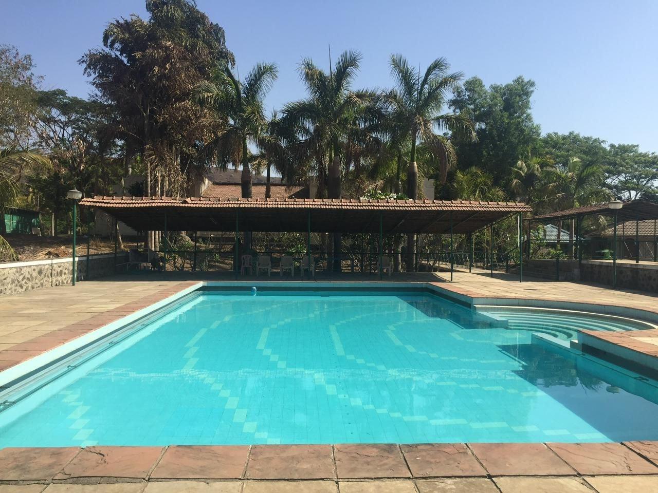 Vista Piscina Modi's Resort Karjat