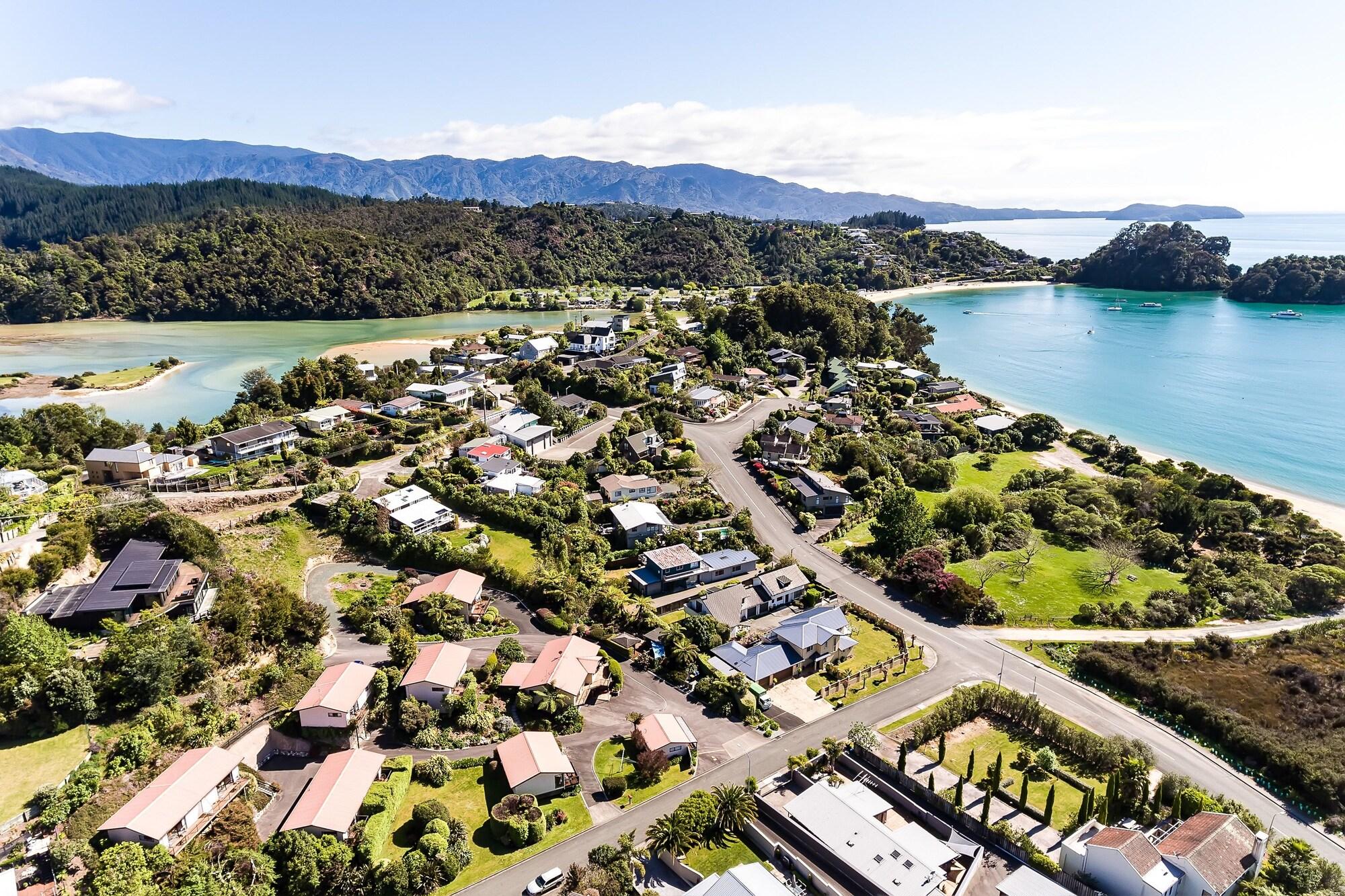 Varios Kaiteri Motels and Apartments