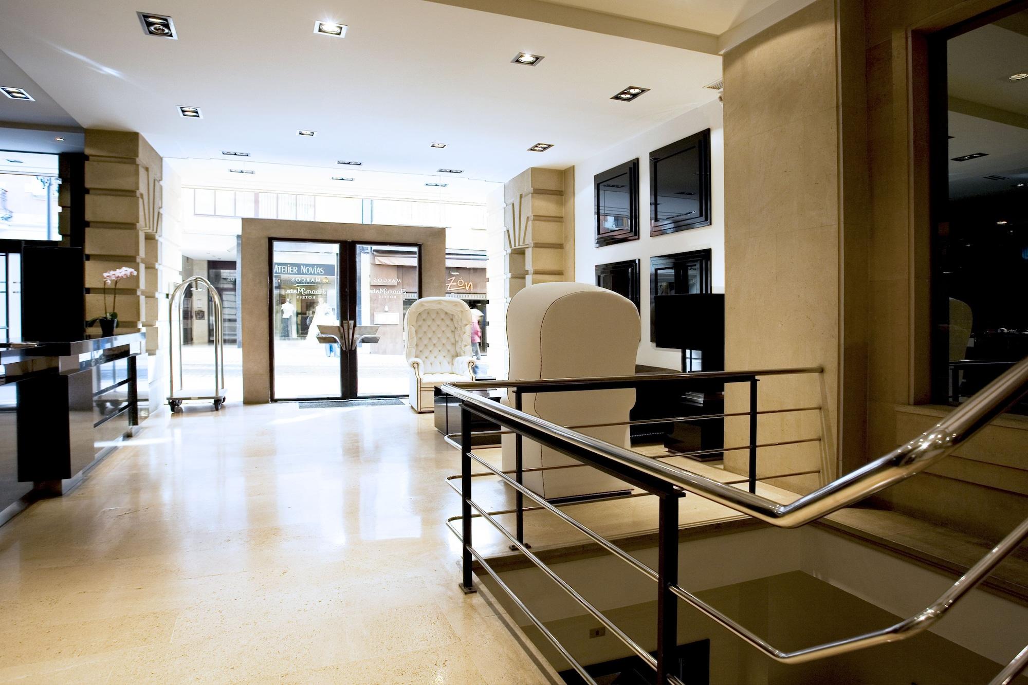 Vista Lobby Hotel Clarín