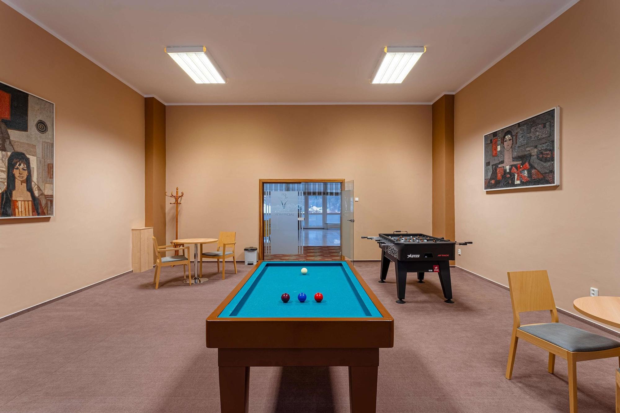 Gimnasio Hotel Běhounek