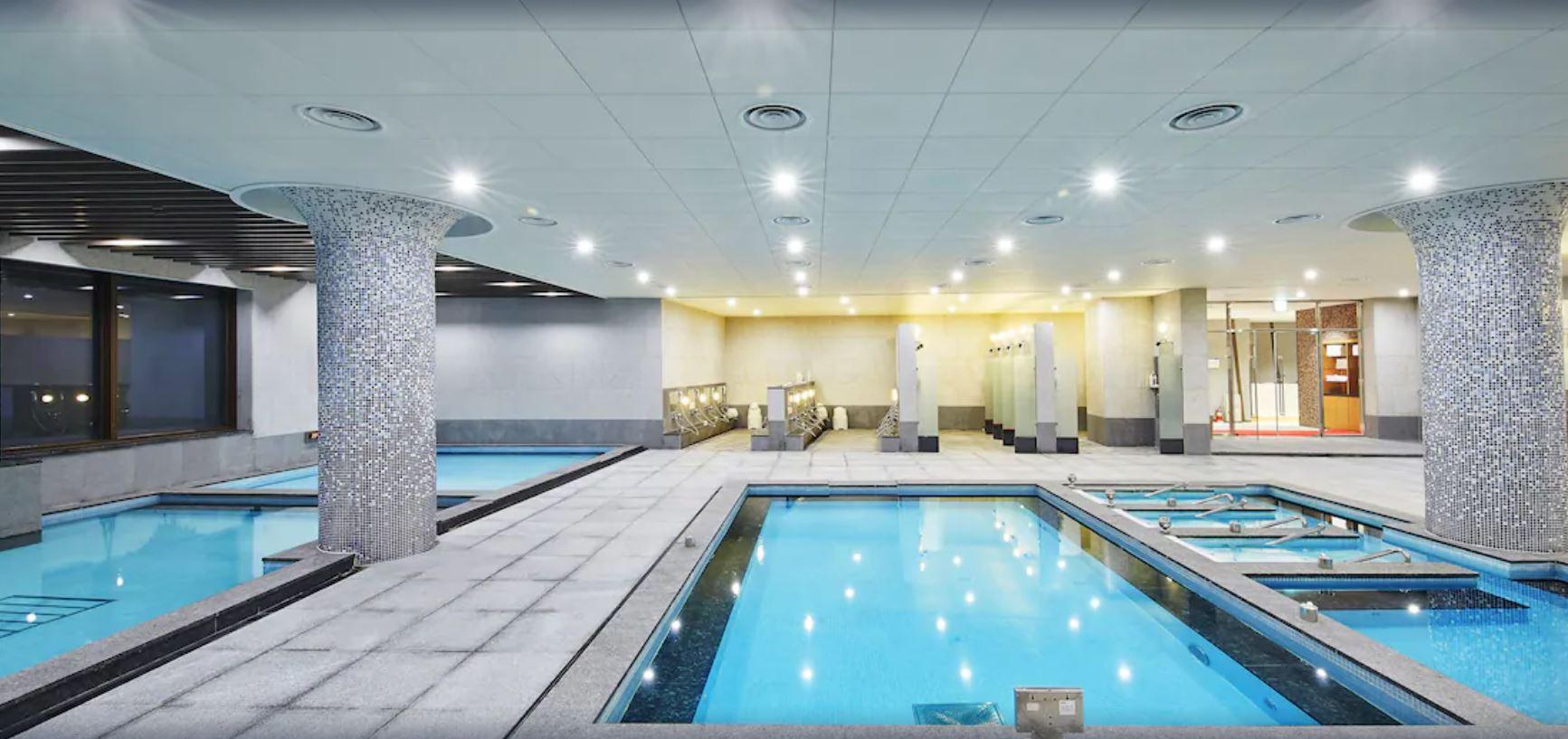 Instalaciones Recreativas Ramada Hotel & Suites by  Gangwon Pyeongchang