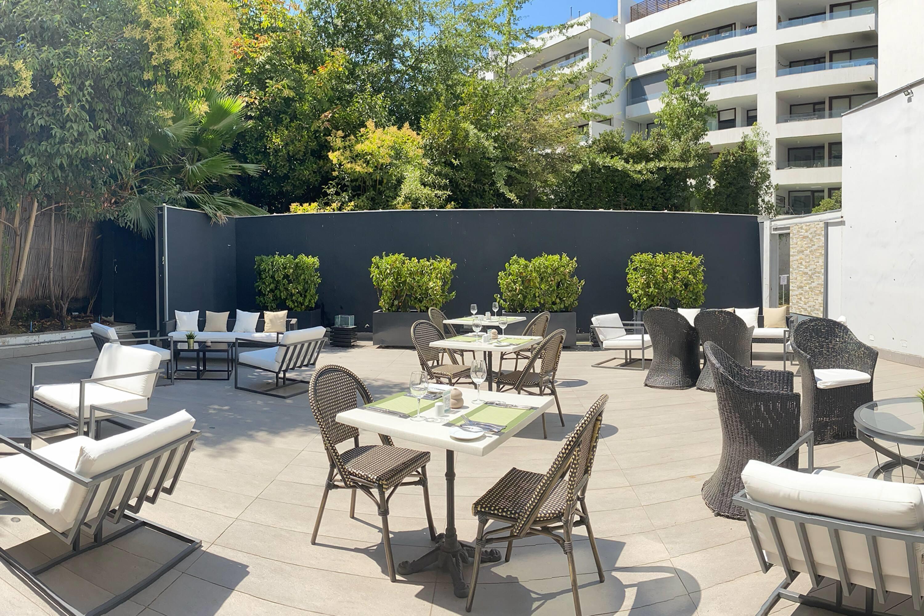 Restaurant Wyndham Santiago Pettra