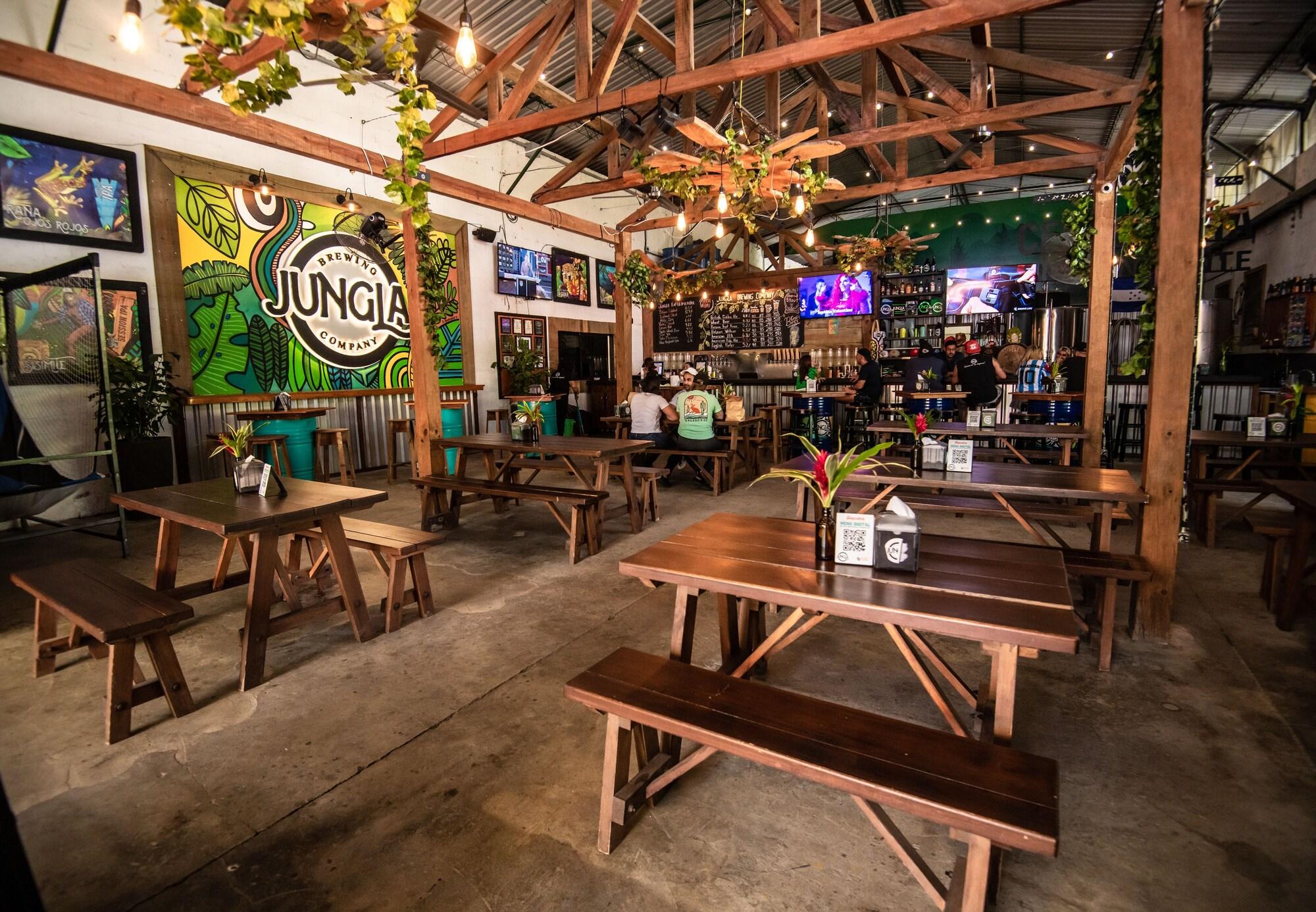 Bar/Salón Angeli Gardens Boutique Hotel