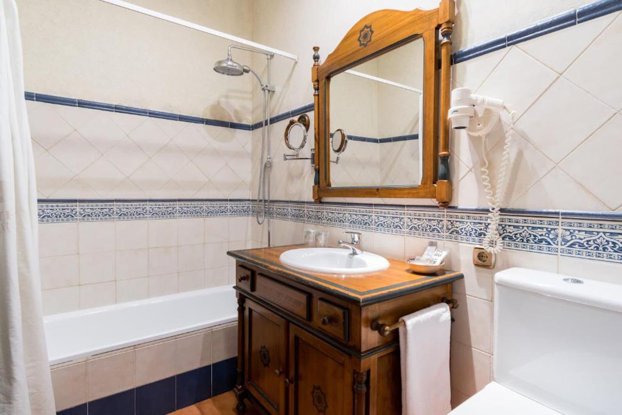 Equipamiento de Habitación Hotel Plaza Nueva