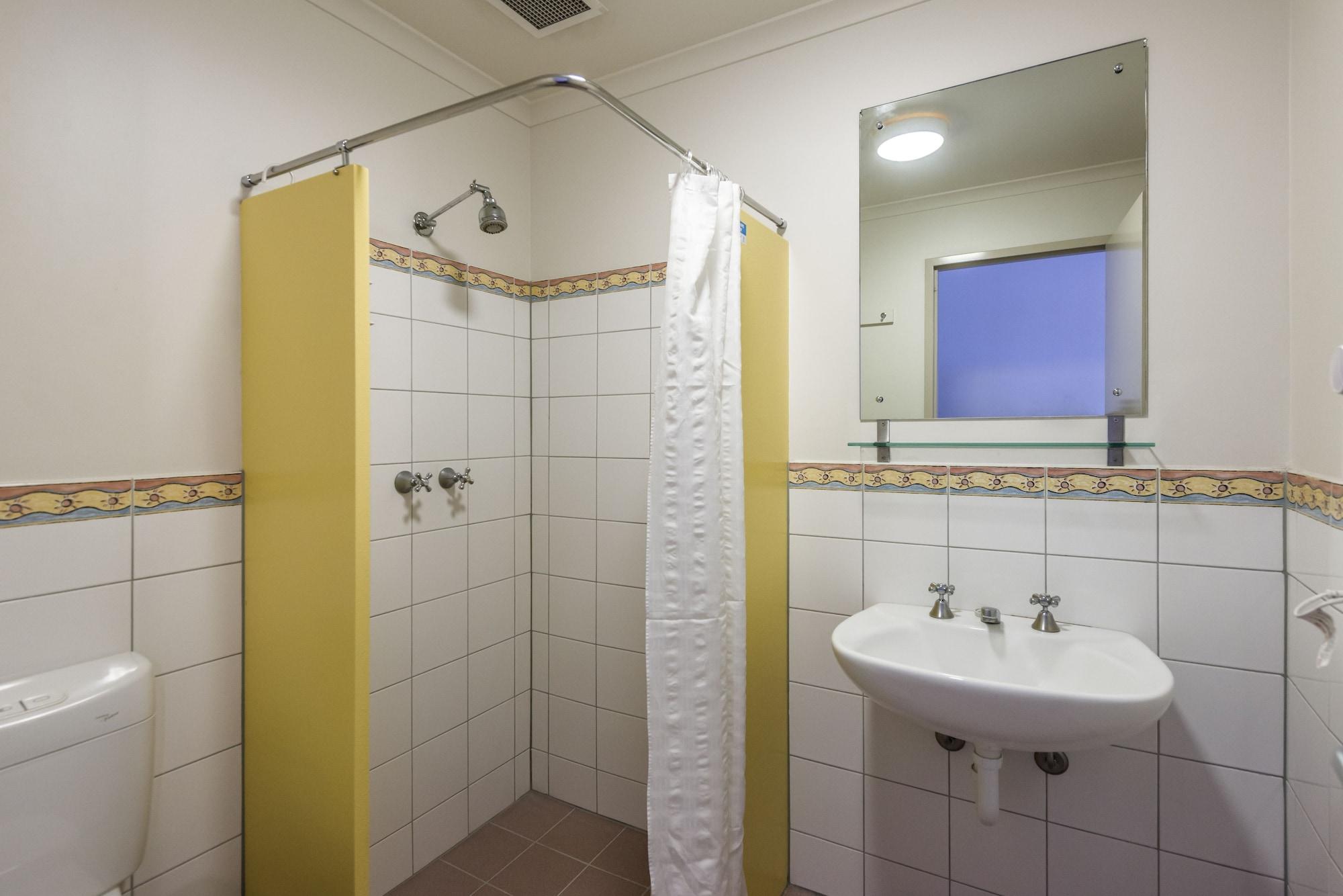 Equipamiento de Habitación YHA Adelaide Central