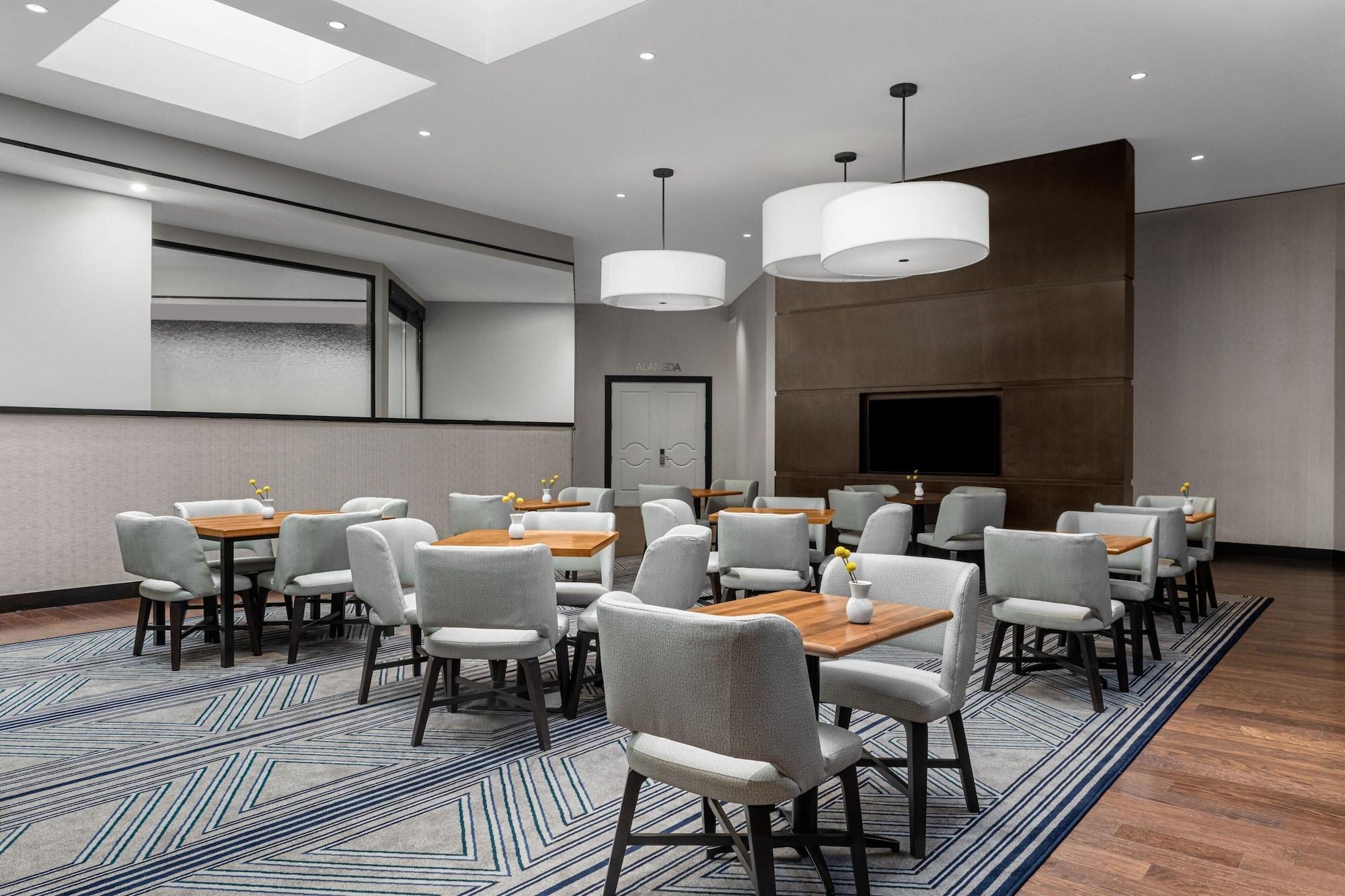 Restaurant Pleasanton Marriott