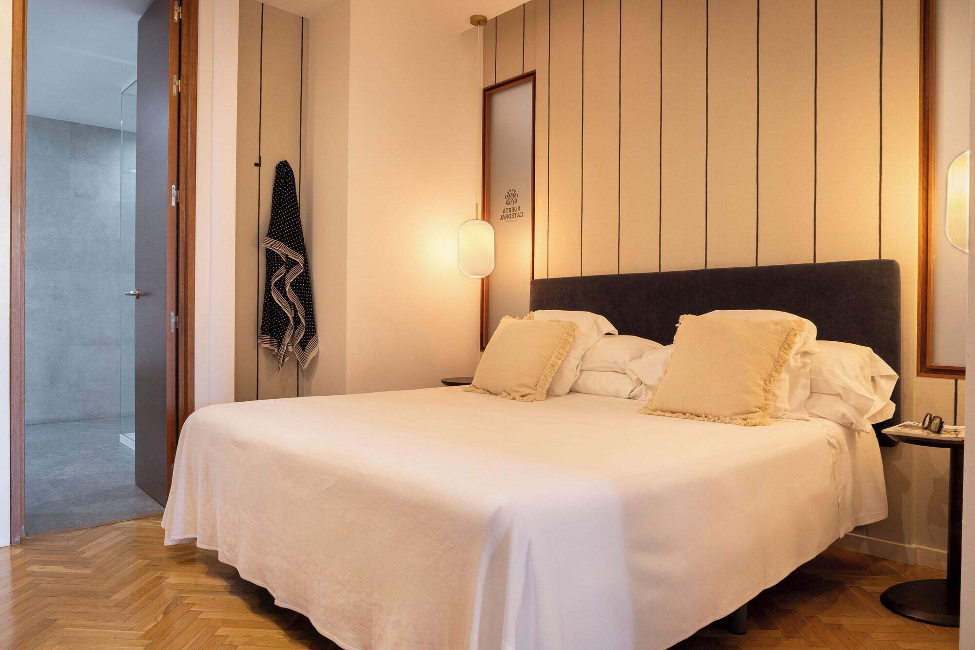 Habitación Puerta Catedral Indias Lofts