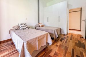 Alquiler Vacacional - Casa térrea com piscina e cozinha de cinema | Granja Viana