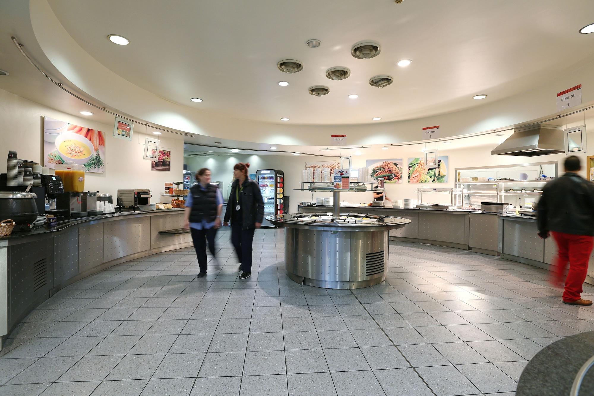 Restaurant Beit Hall - Campus Accommodation