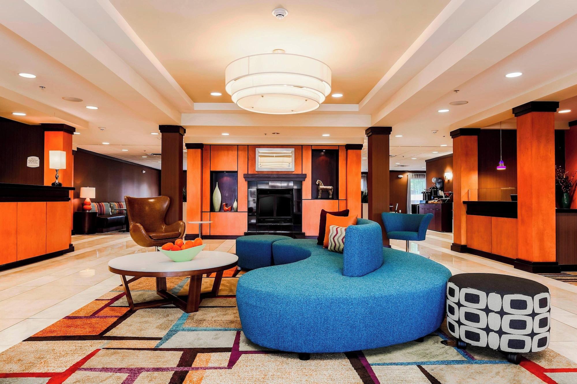 Vista Lobby Fairfield Inn & Suites Wilkes-Barre Scranton