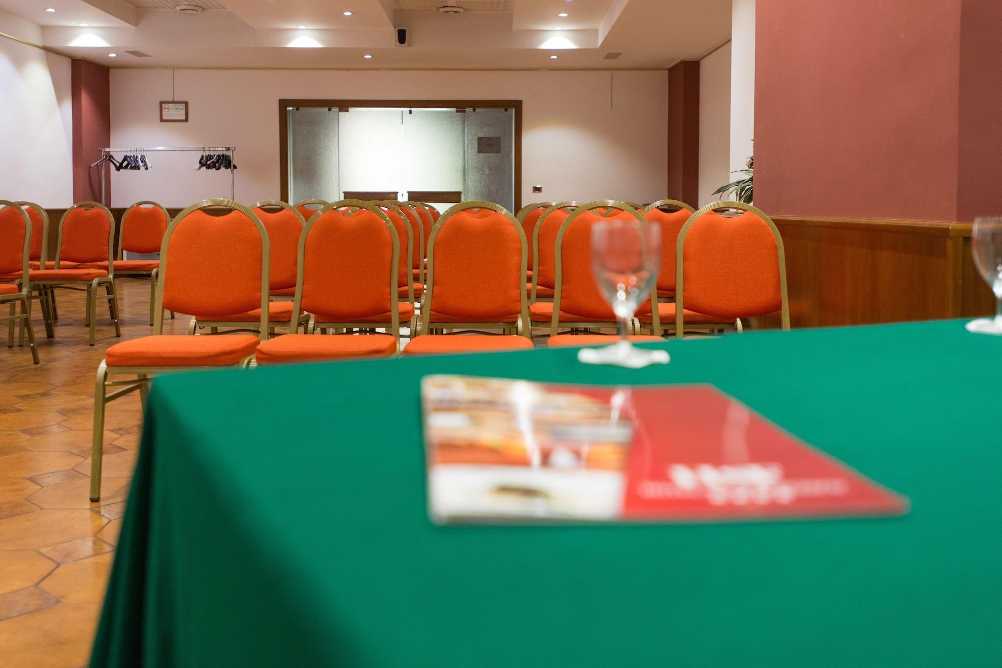 Sala de Reuniones Hotel San Francesco