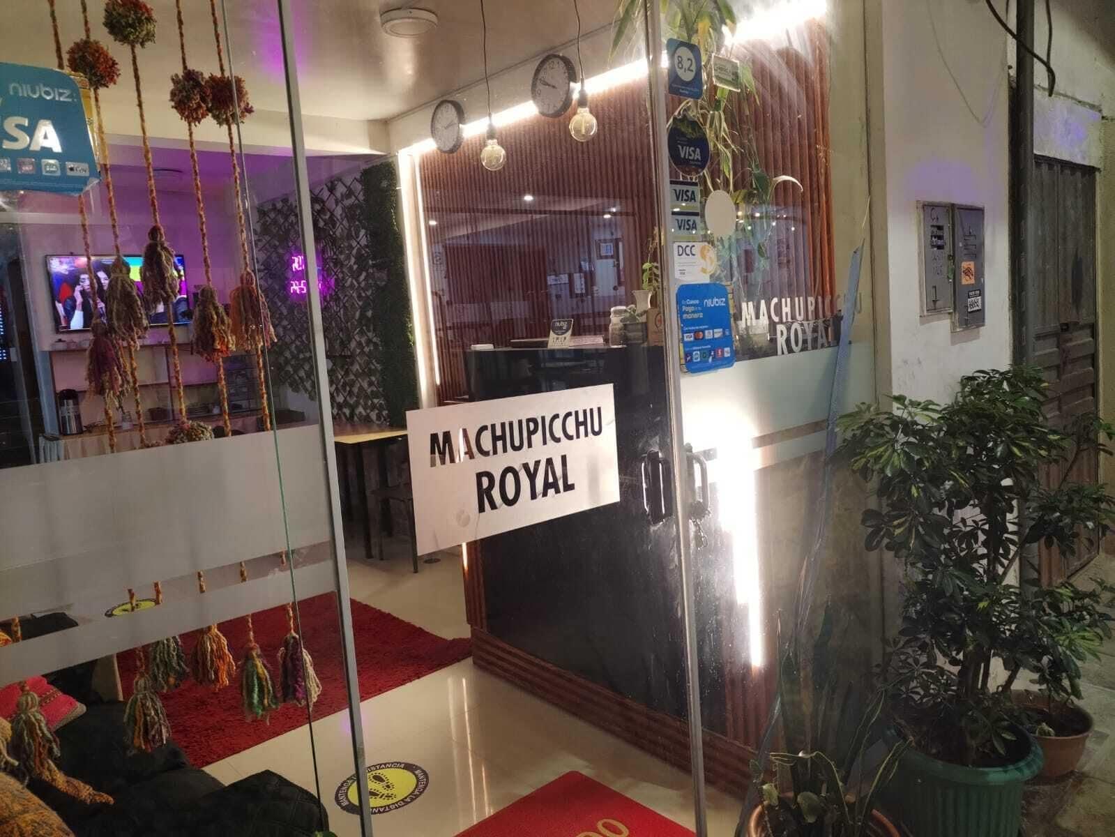 Variados (as) Machupicchu Royal ByB