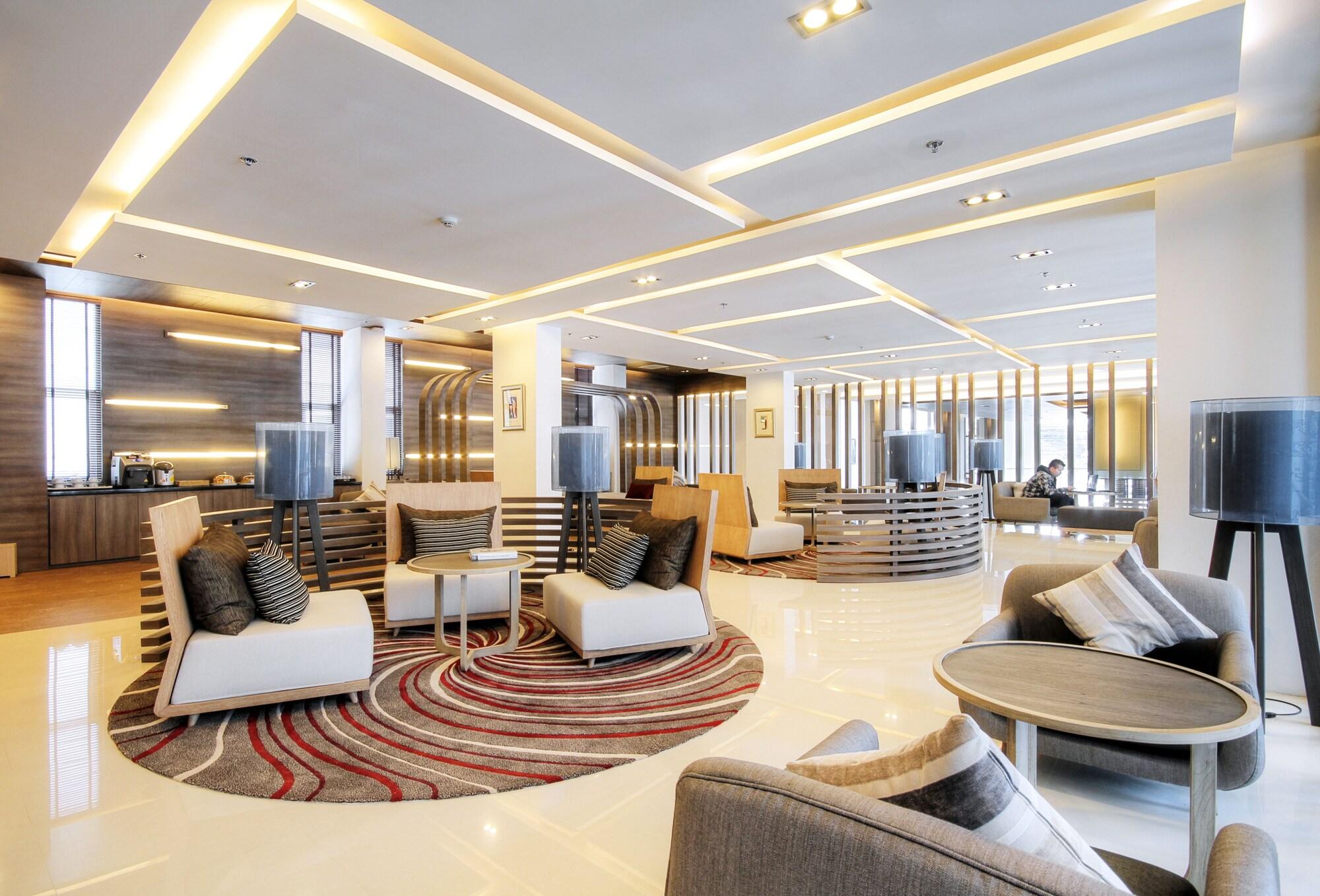 Vista Lobby Classic Kameo Hotel & Serviced Apartments, Ayutthaya