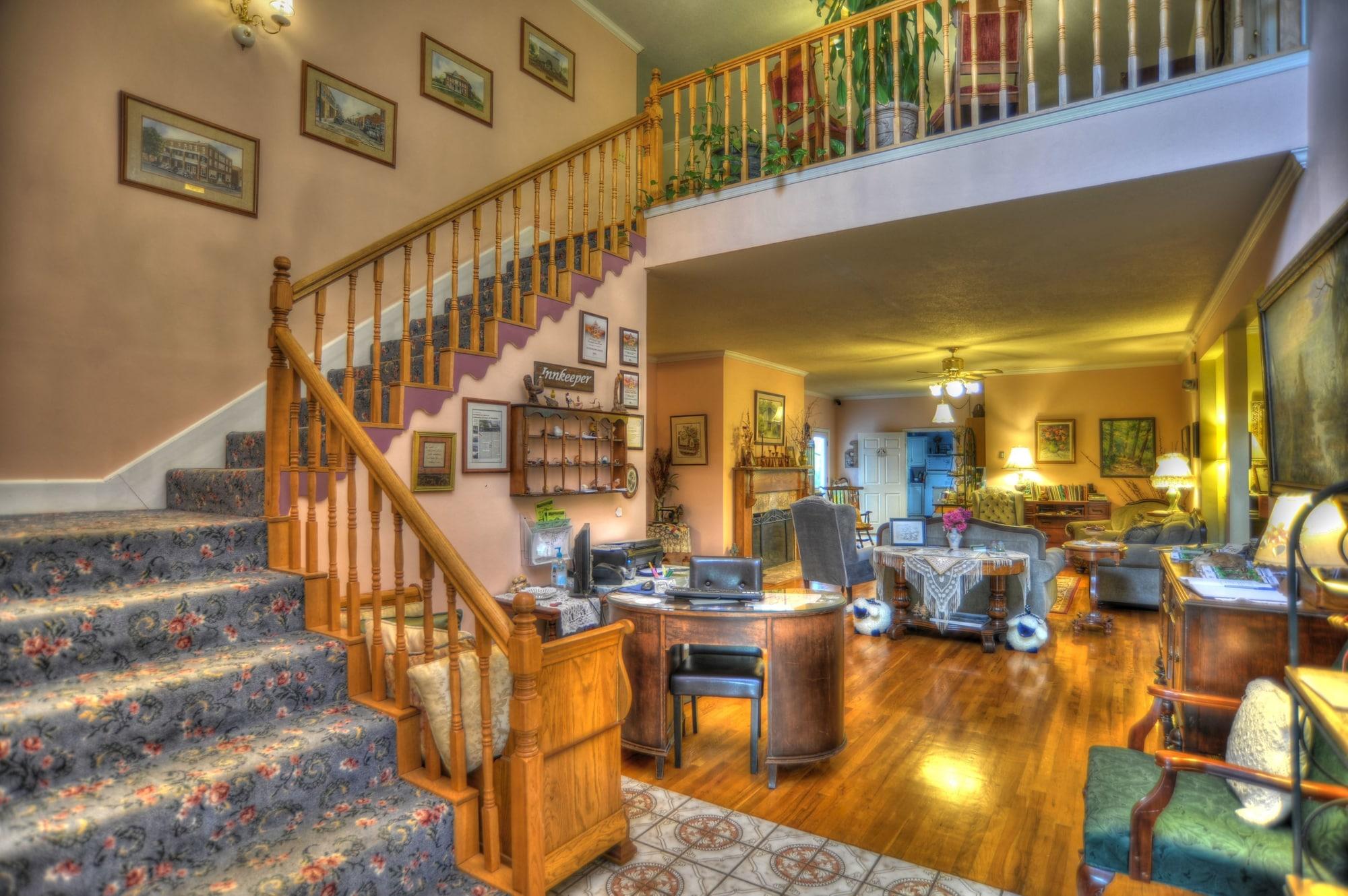 Vista Lobby Blue Mountain Mist Country Inn & Spa