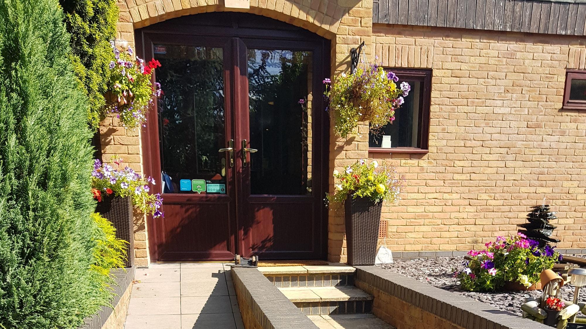 Vista Exterior Spanhoe Lodge - B&B
