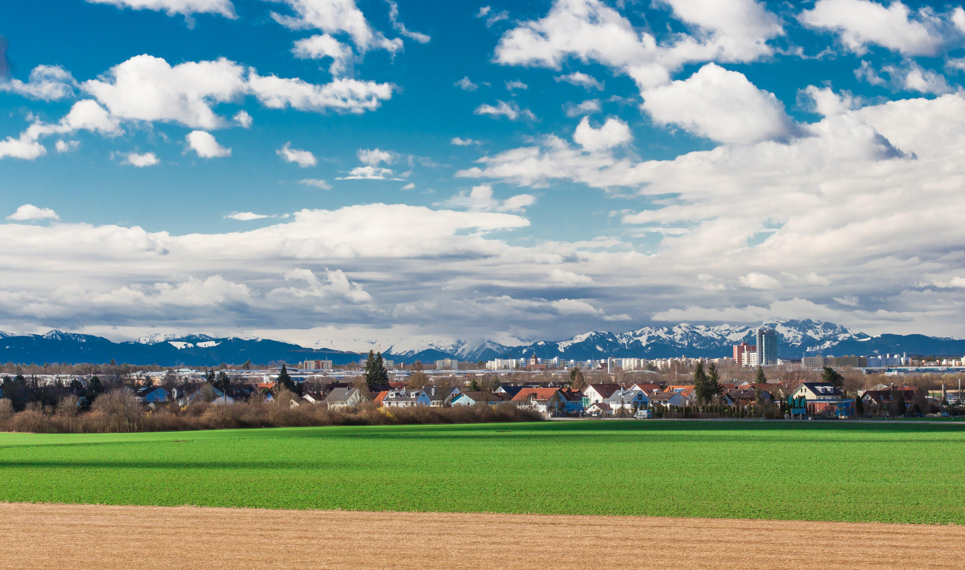 Vista Exterior Holiday Inn Express Munich - Messe