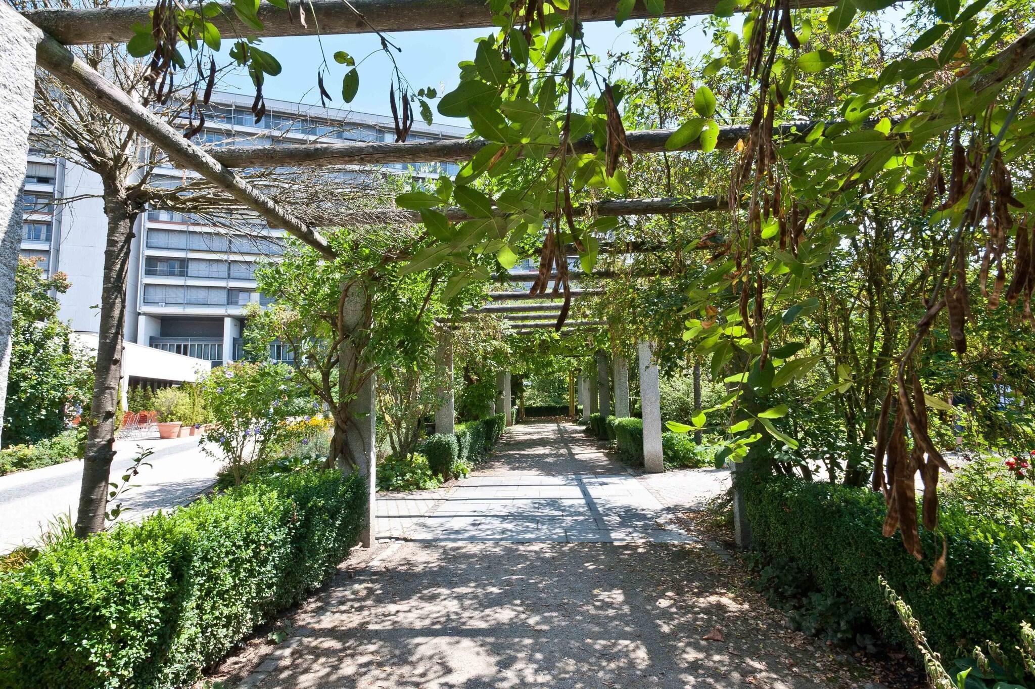 Varios Hotel Bildungsblick