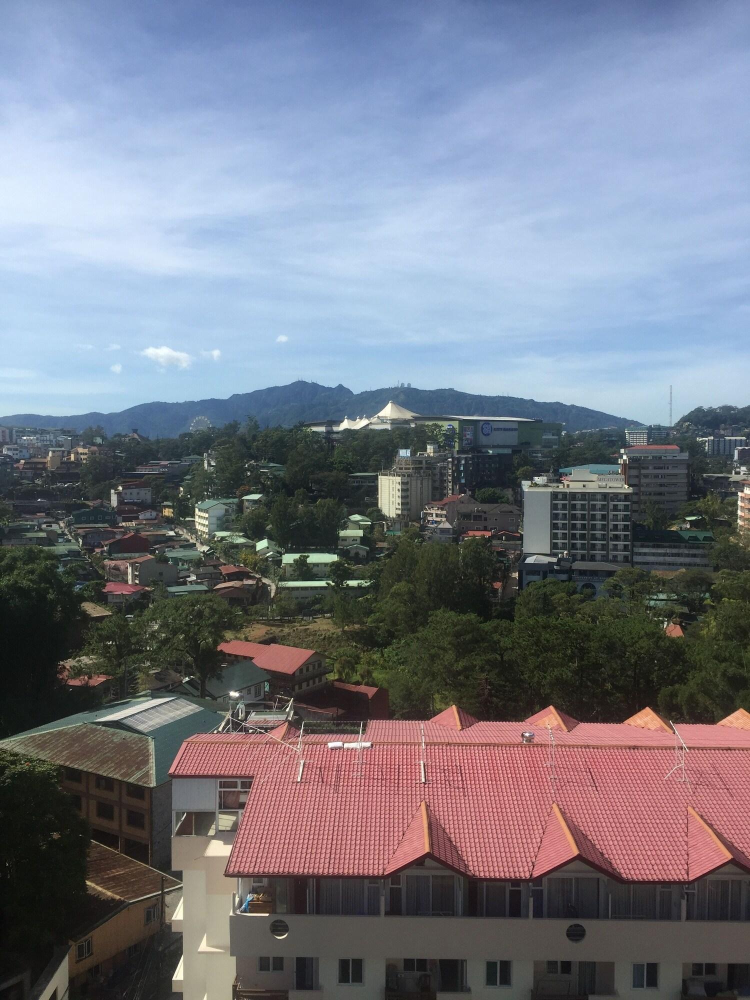 Varios Brenthill Condominium