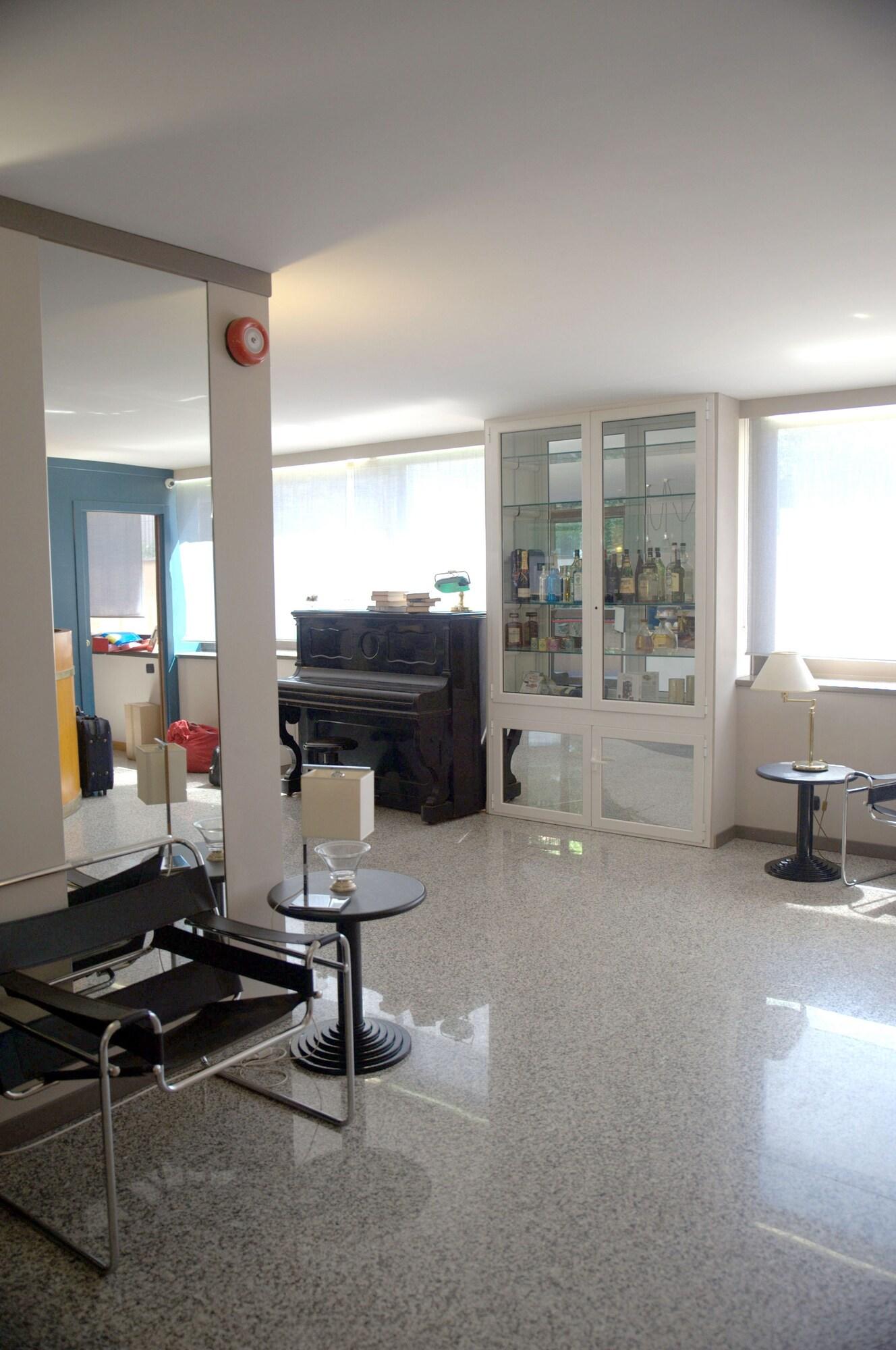 Vista Lobby Hotel Desiderio